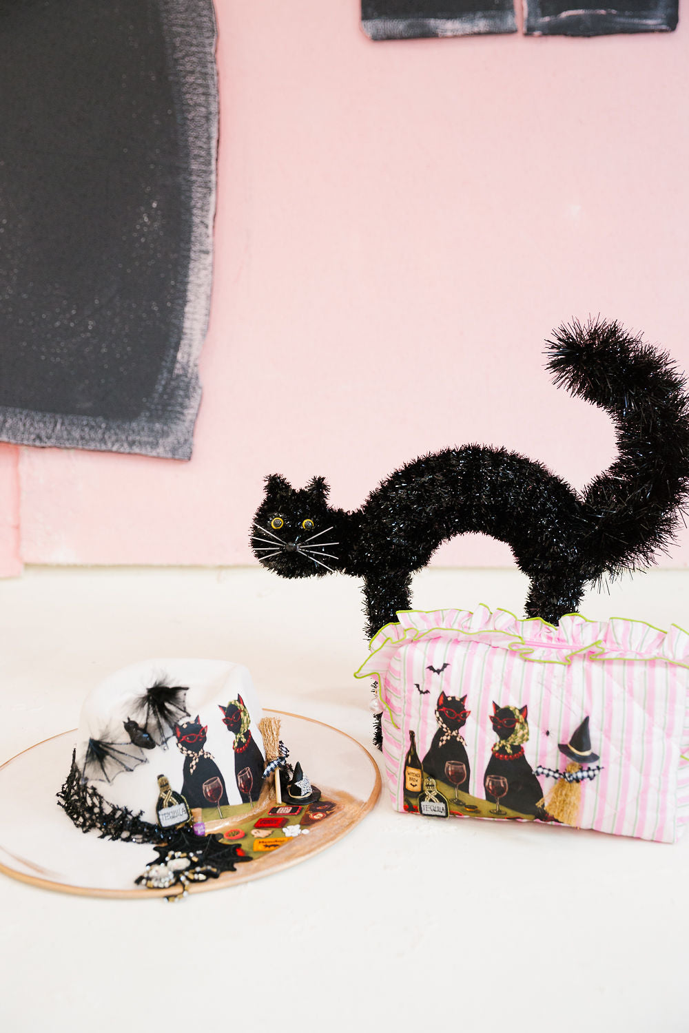 SPOOKY CAT SOCIAL CLUB RUFFLE BAG Clutch Judith March