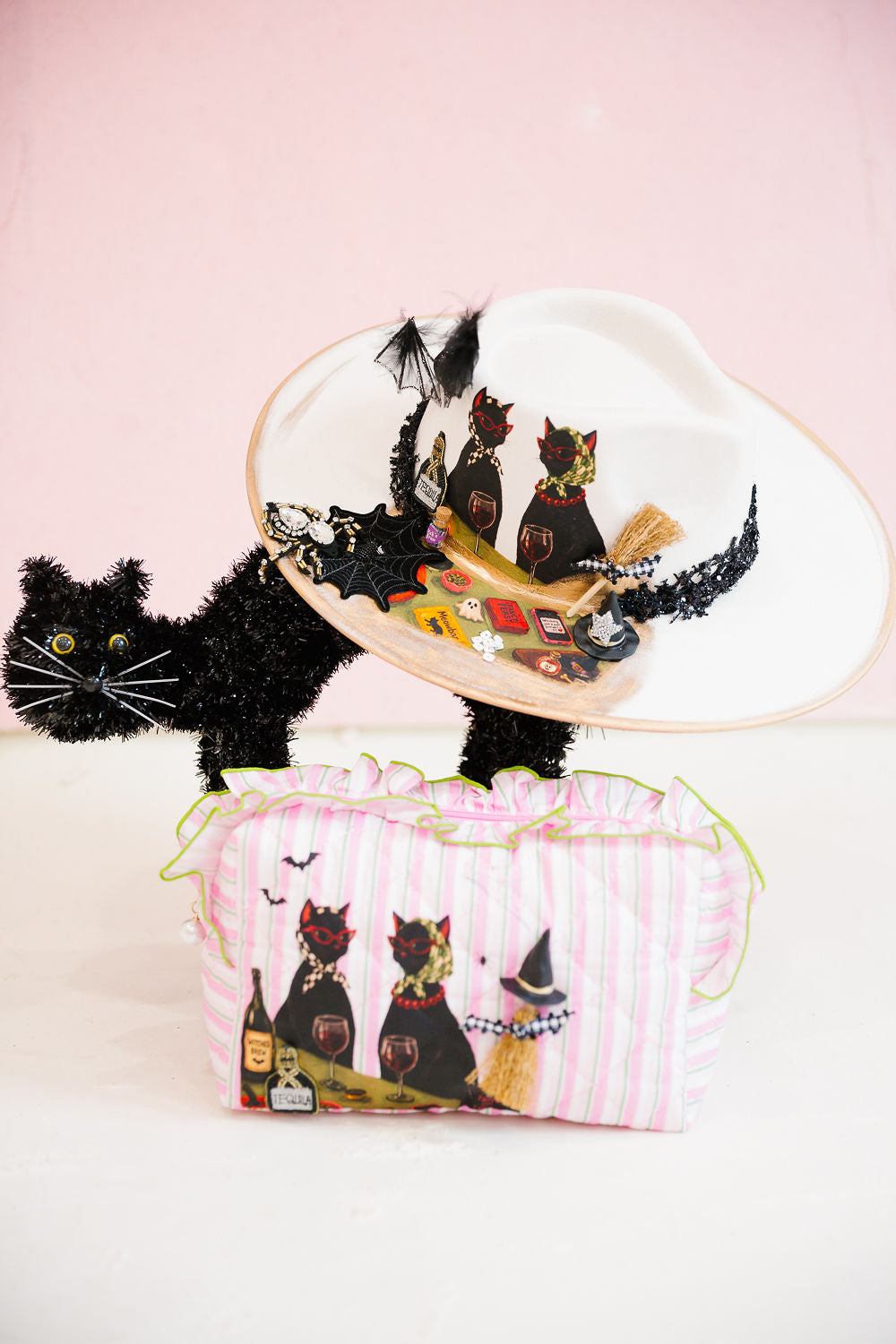 SPOOKY CAT SOCIAL CLUB RUFFLE BAG Clutch Judith March