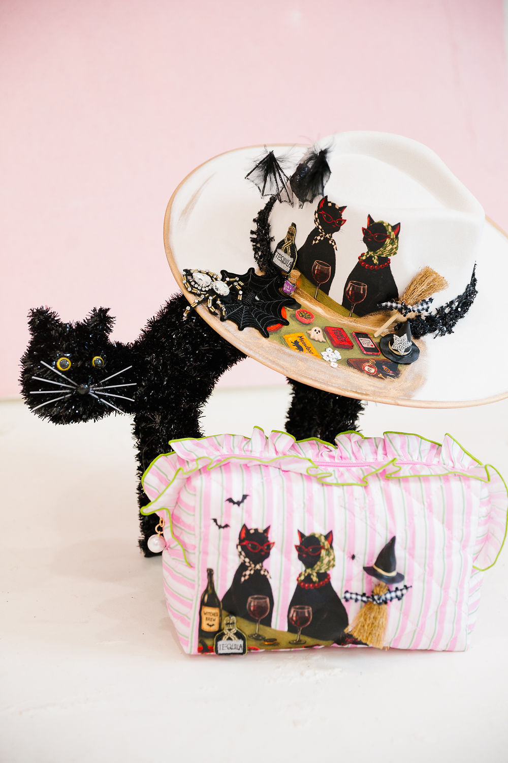 SPOOKY CAT SOCIAL CLUB RUFFLE BAG Clutch Judith March