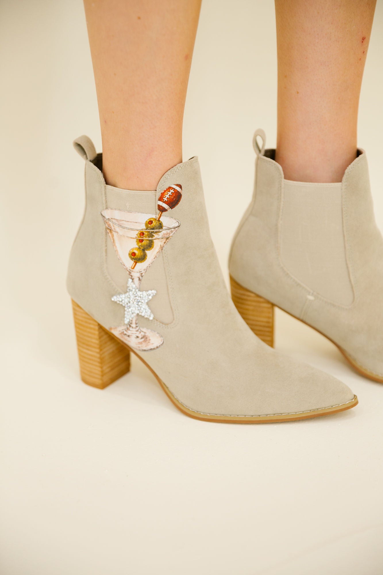 SPORTY COCKTAIL BOOTIES