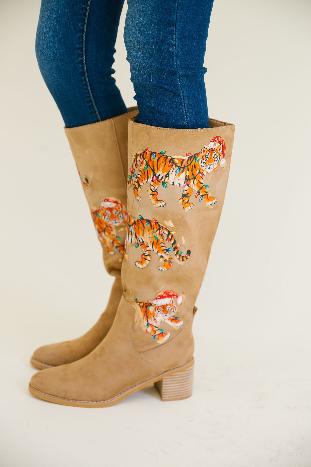 WILD ABOUT CHRISTMAS BROWN BOOTS BOOTS Judith March