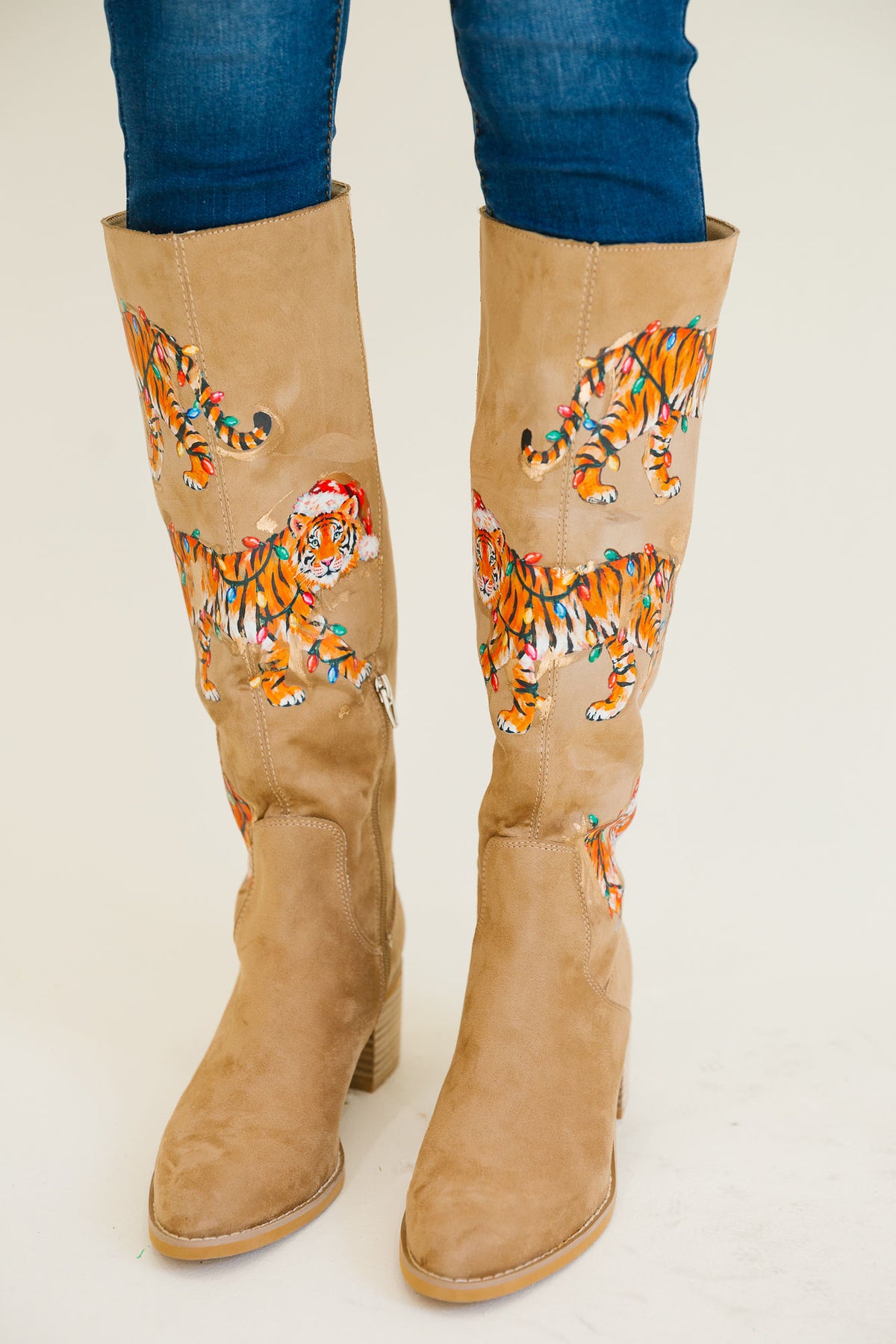 WILD ABOUT CHRISTMAS BROWN BOOTS BOOTS Judith March