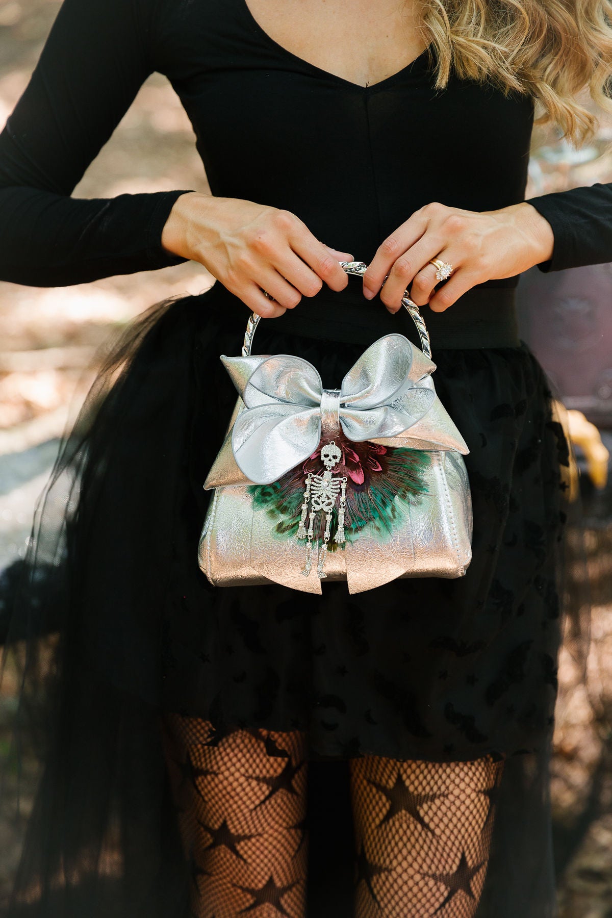SILVER BONES BOW BAG Clutch Judith March