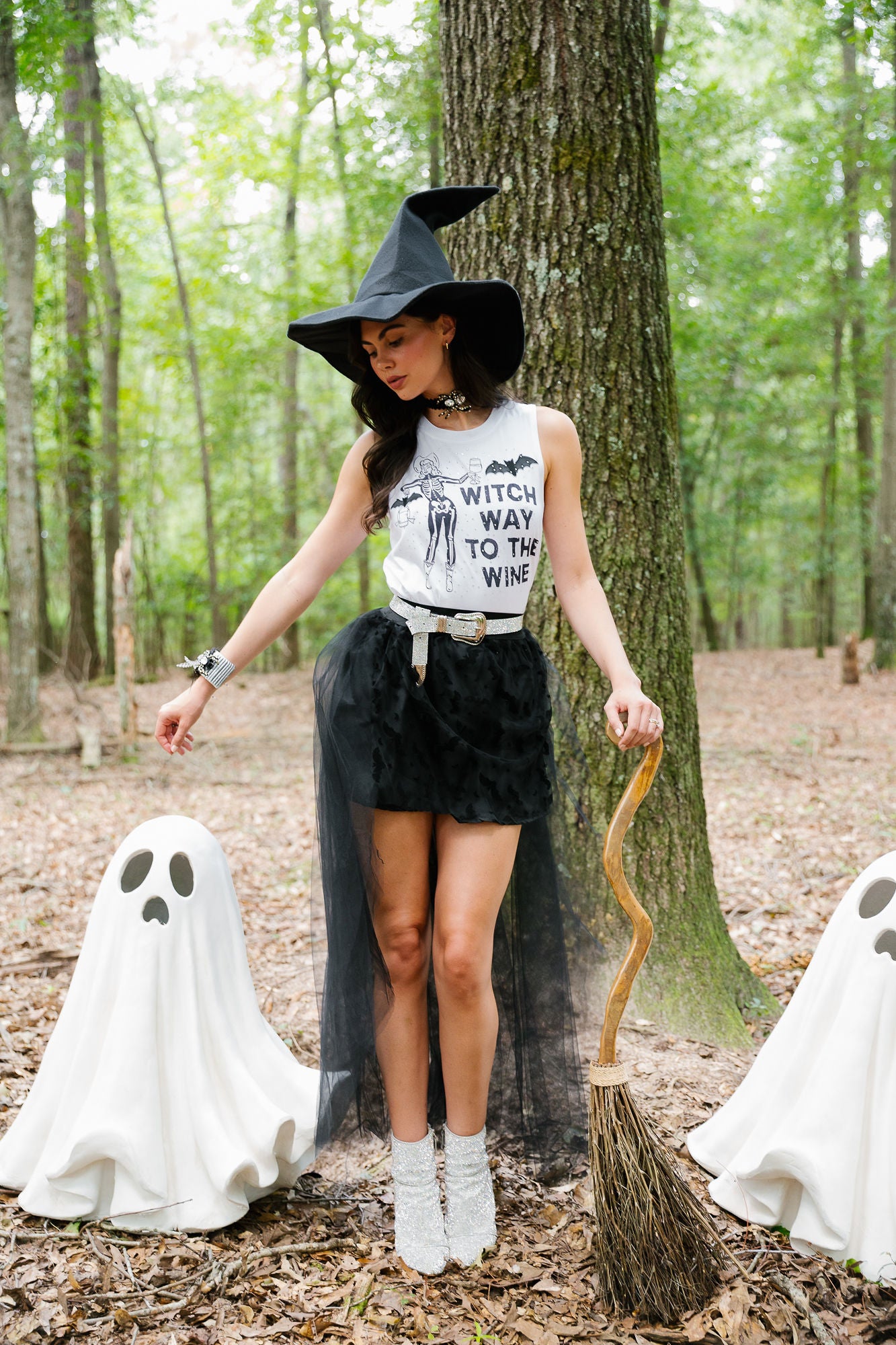 WITCH WAY TO THE WINE TANK/TEE TANK Judith March
