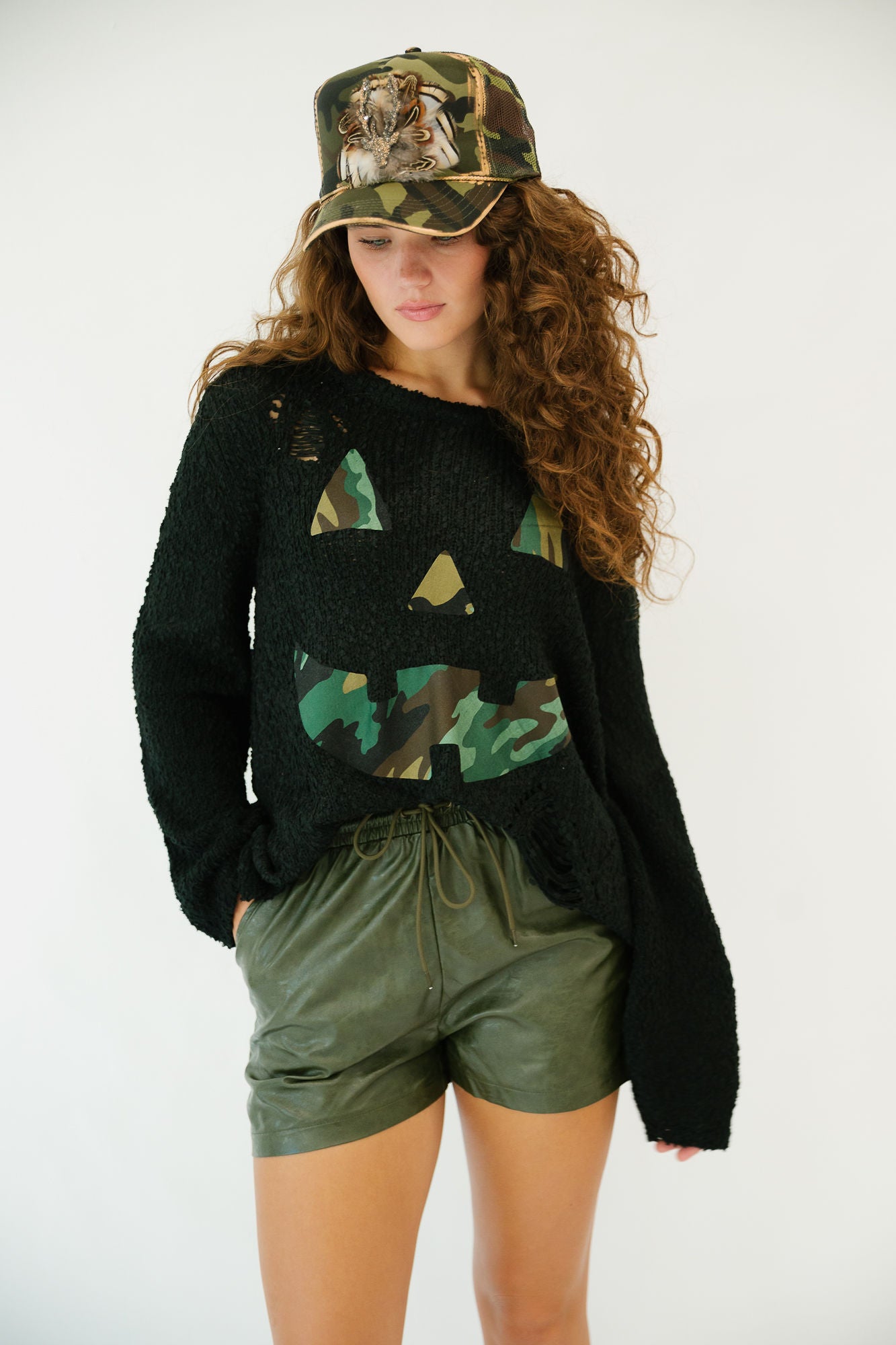 CAMO PUMPKIN SWEATER PULLOVER Judith March