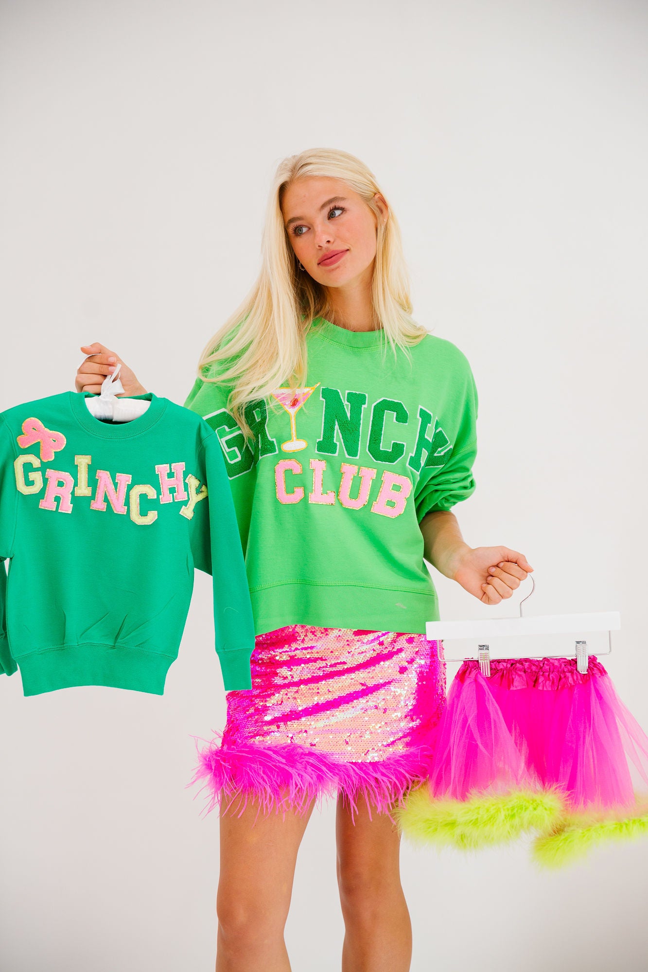 GRINCHY CLUB GREEN PULLOVER PULLOVER Judith March