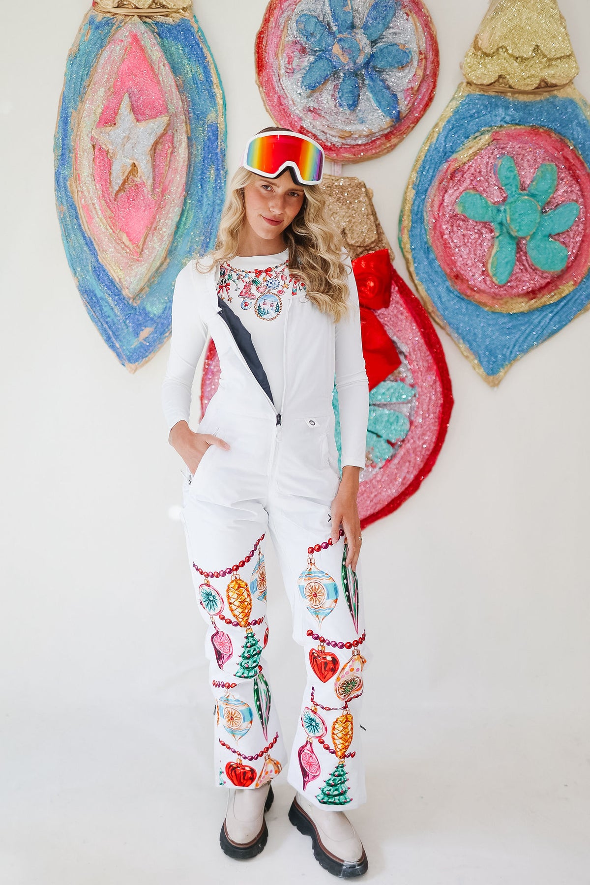 SKI LIFT CHIC WHITE BIBS BIBS Judith March
