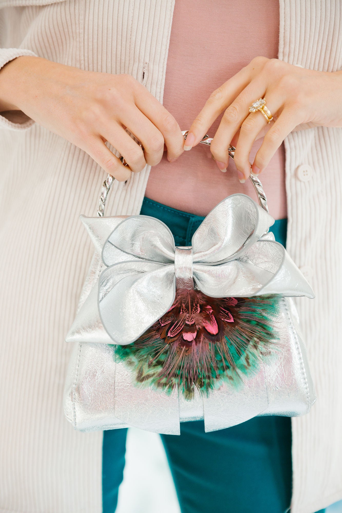 FROSTED FEATHER BOW PURSE Clutch Judith March