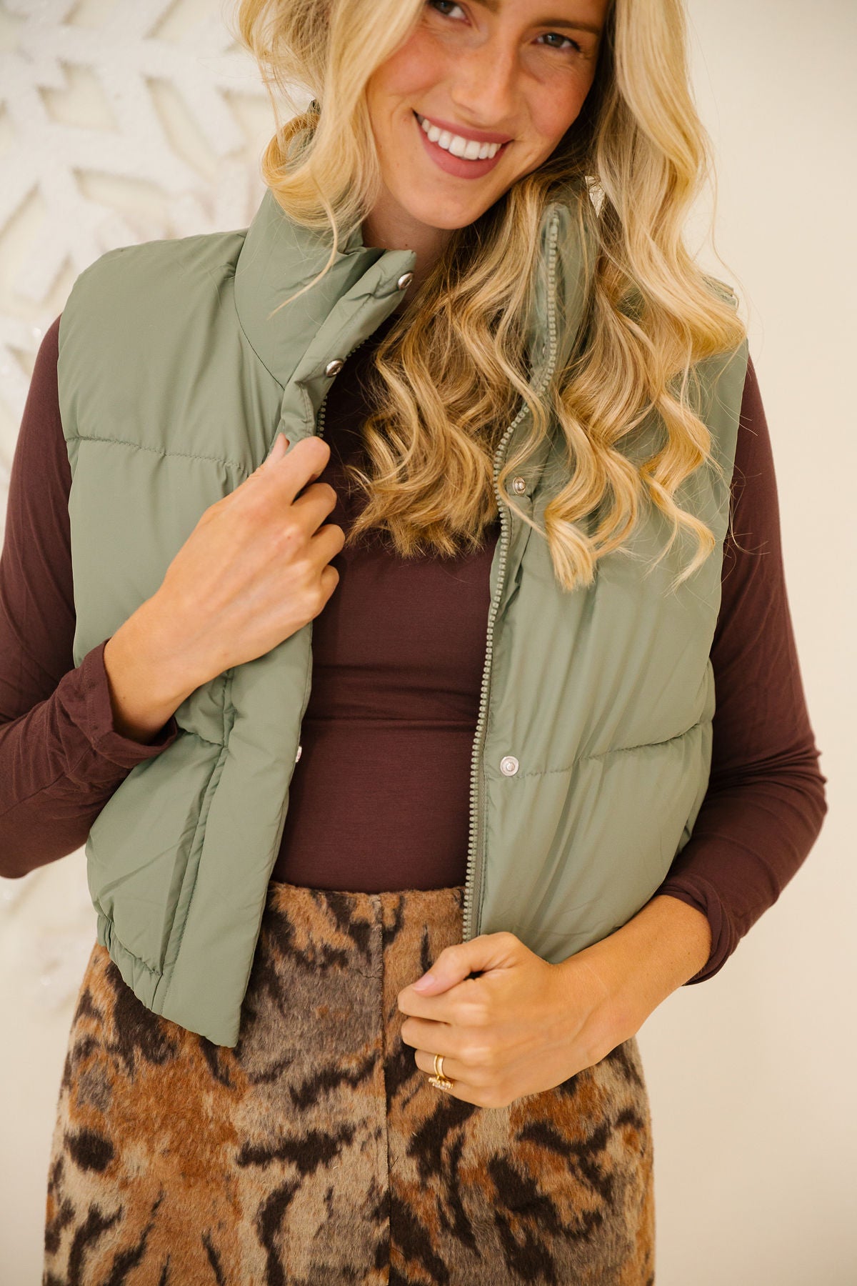 SLOPESIDE SOCIAL CLUB VEST