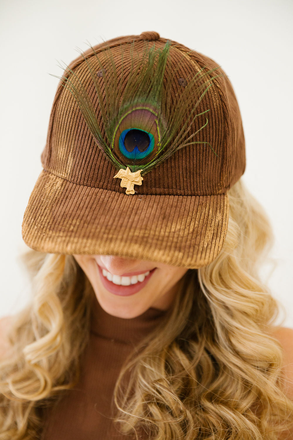SADDLE SEASON CORDUROY TRUCKER HAT TRUCKER HAT Judith March