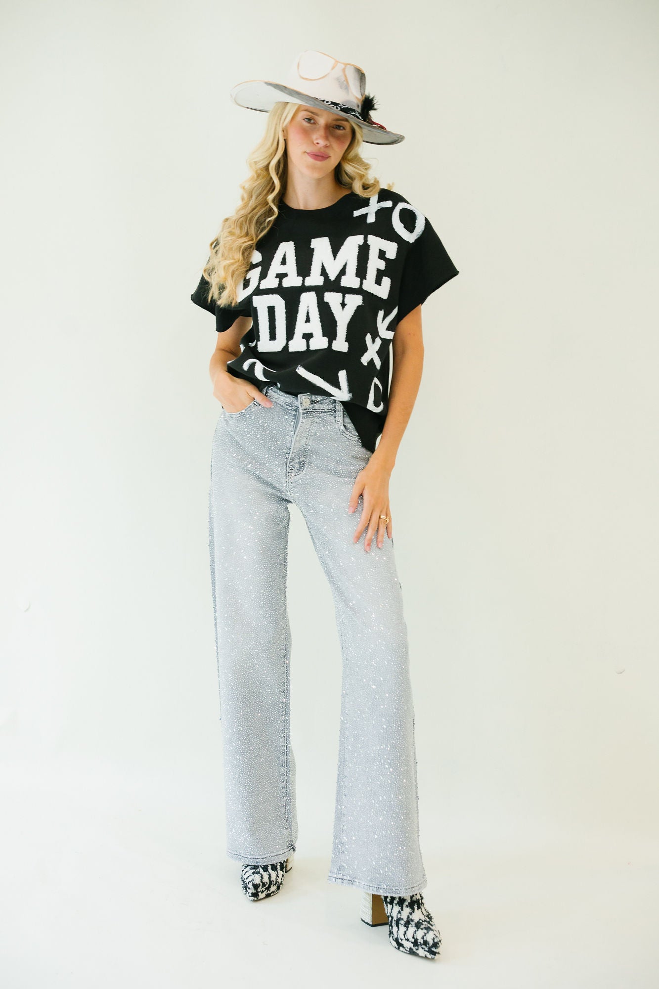GAME DAY PLAYS BLACK PULLOVER PULLOVER Judith March