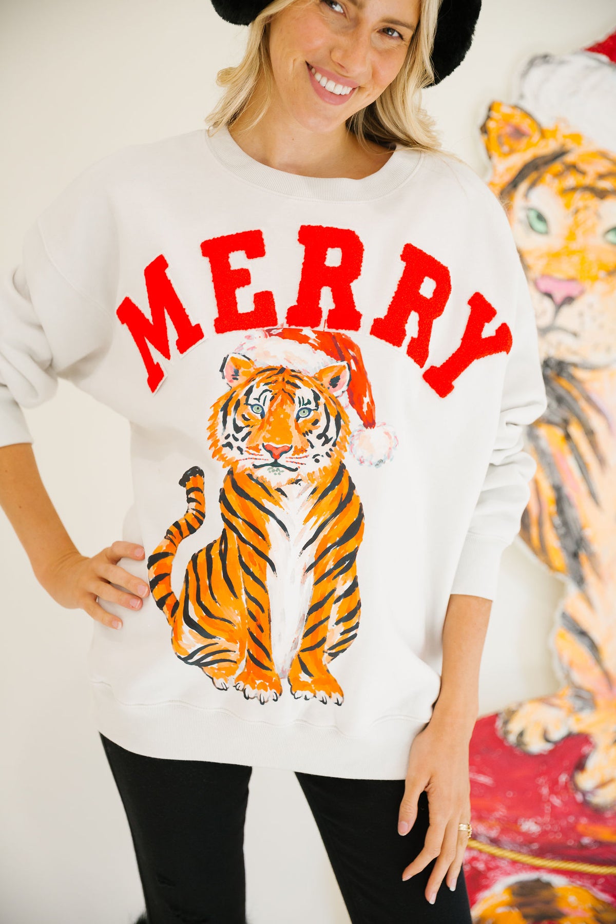 MERRY TIGER WHITE PULLOVER PULLOVER Judith March