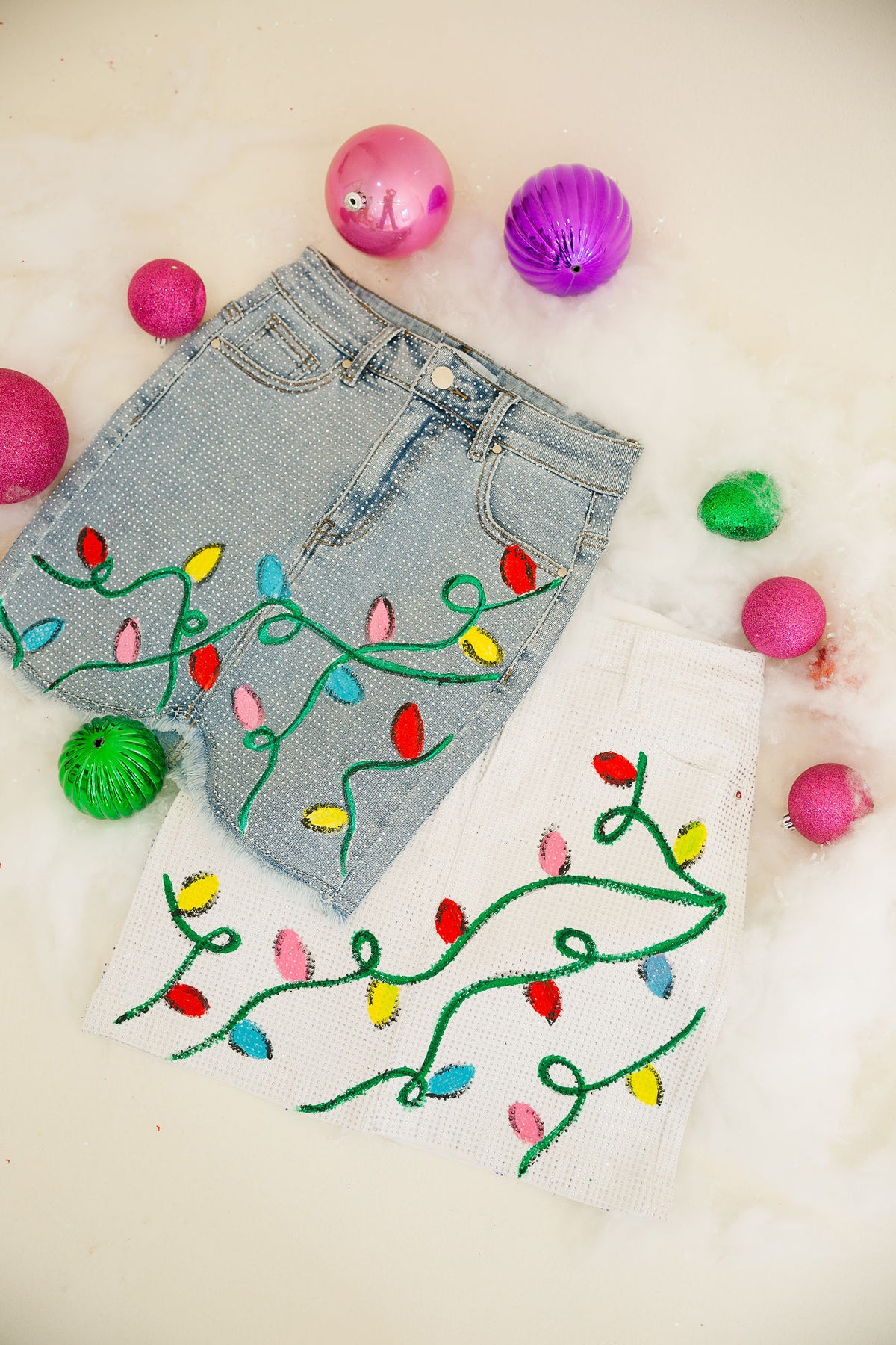 DECK THE HALLS WHITE DIAMOND DENIM SKIRT SHORTS Judith March