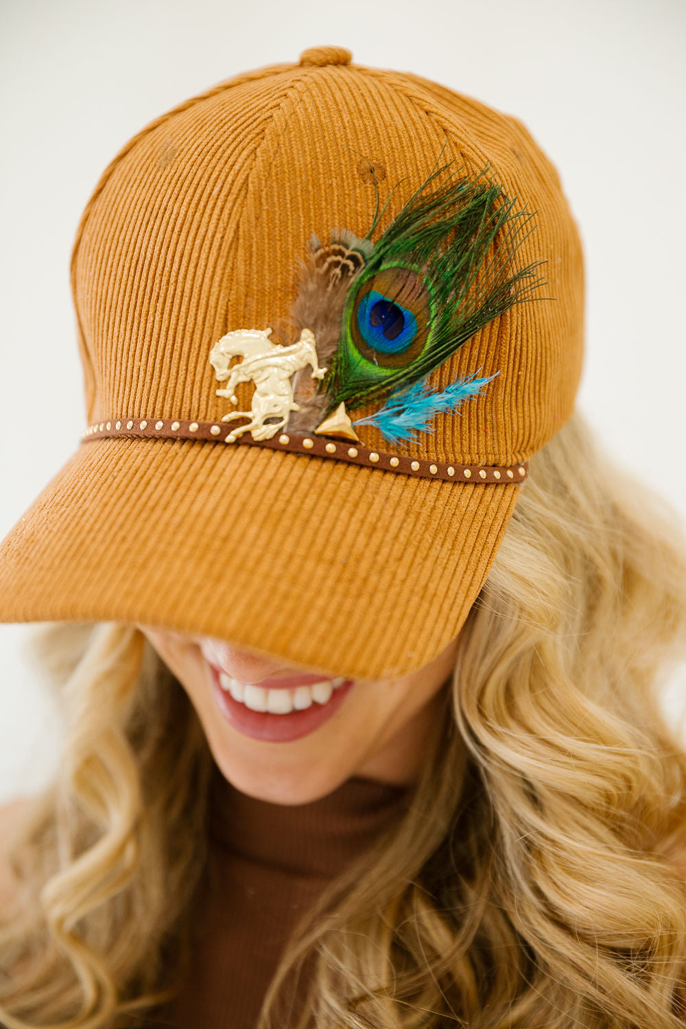 THE WILD WEST CORDUROY TRUCKER HAT