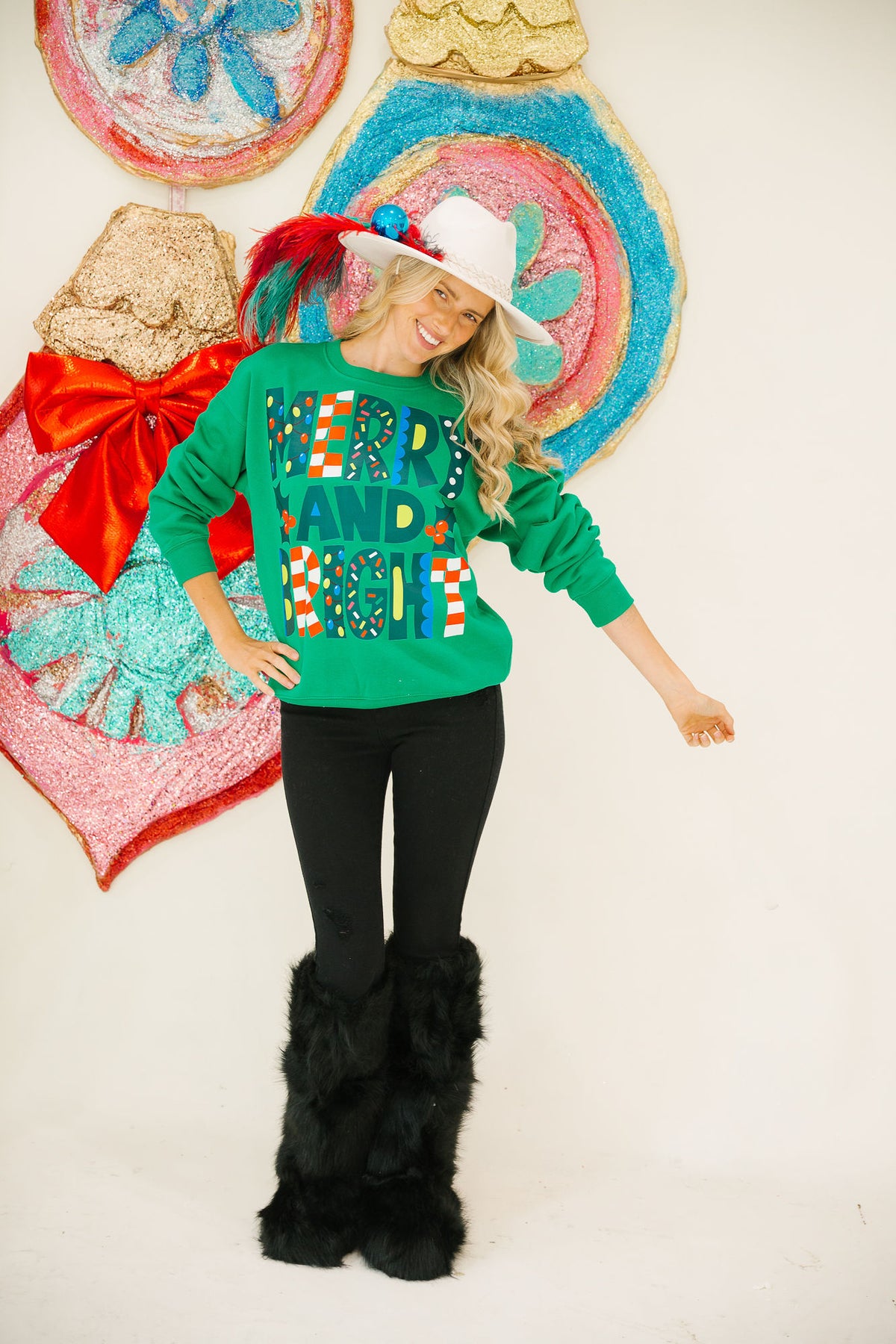 MERRY AND BRIGHT GREEN PULLOVER PULLOVER Judith March