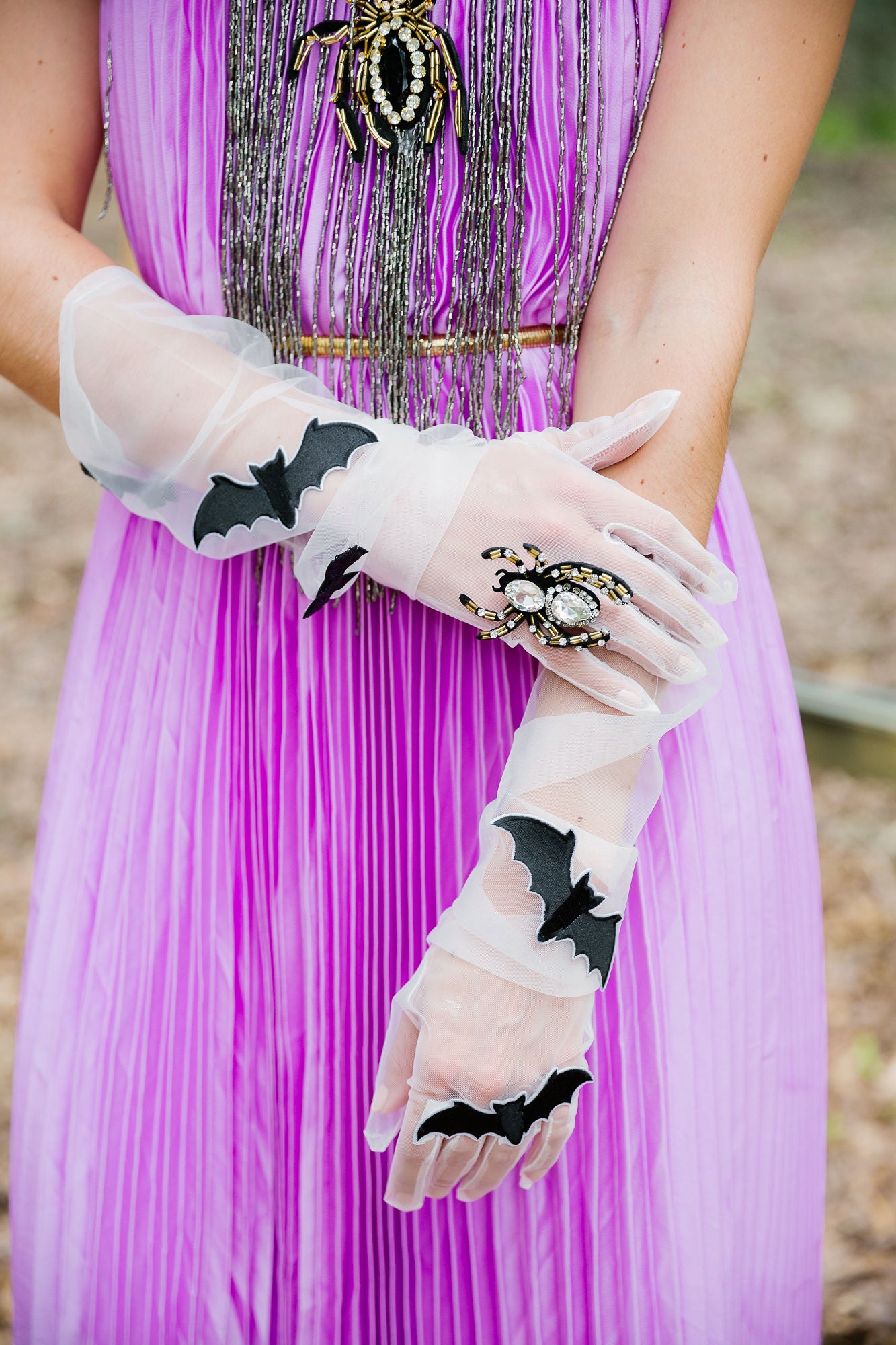 SPOOKY NIGHT GLOVES GLOVES Judith March