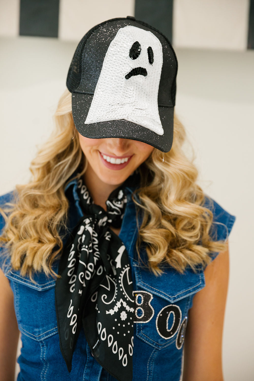SPARKLE GHOST BLACK TRUCKER HAT TRUCKER HAT Judith March