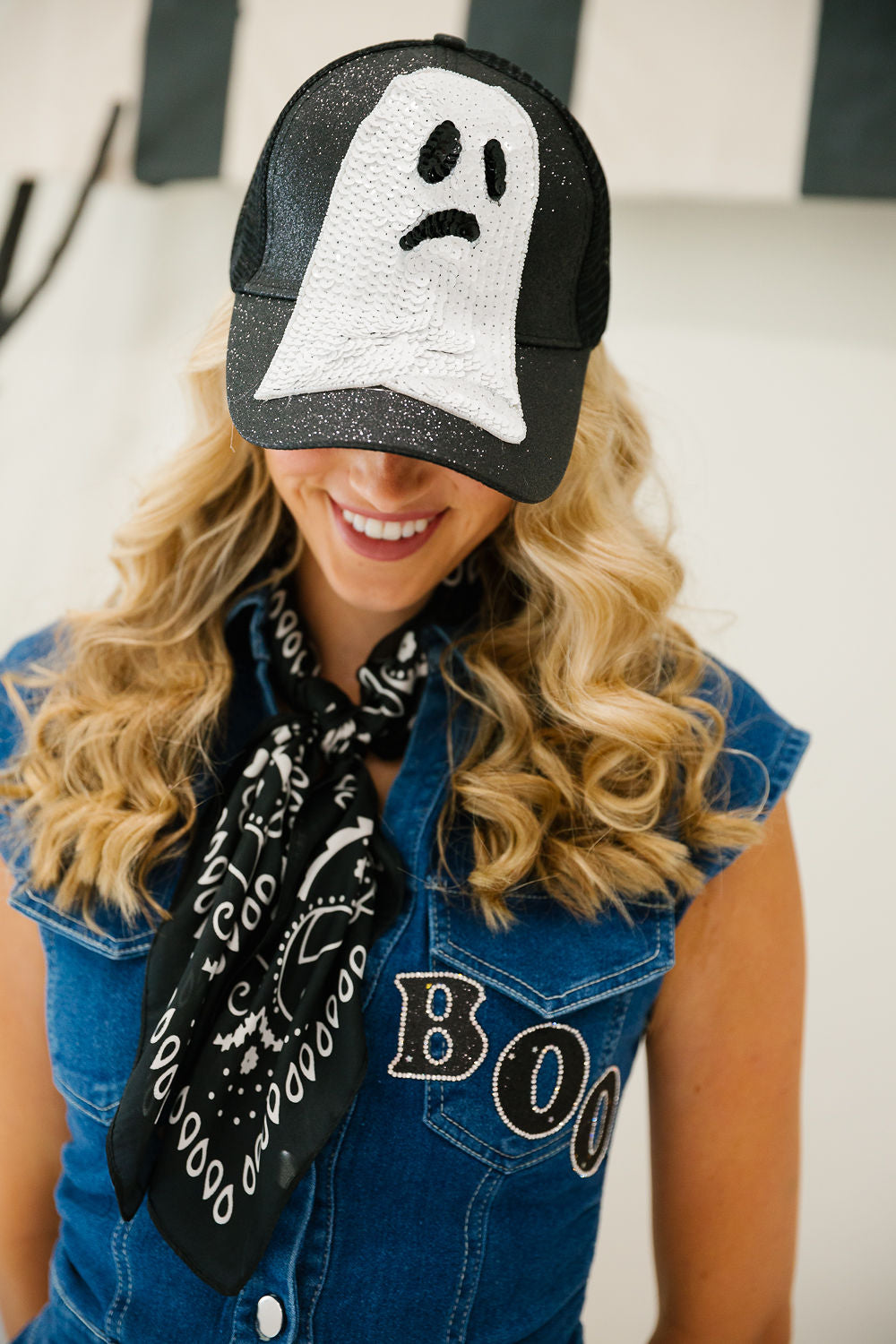 SPARKLE GHOST BLACK TRUCKER HAT TRUCKER HAT Judith March