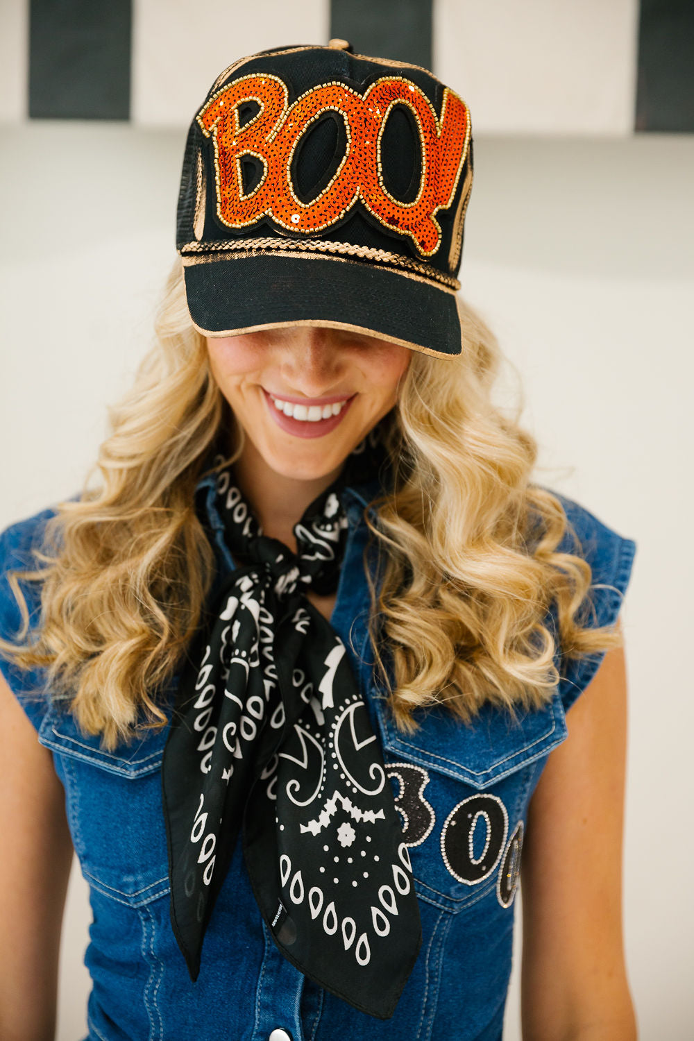 BOO SEQUIN BLACK TRUCKER HAT TRUCKER HAT Judith March