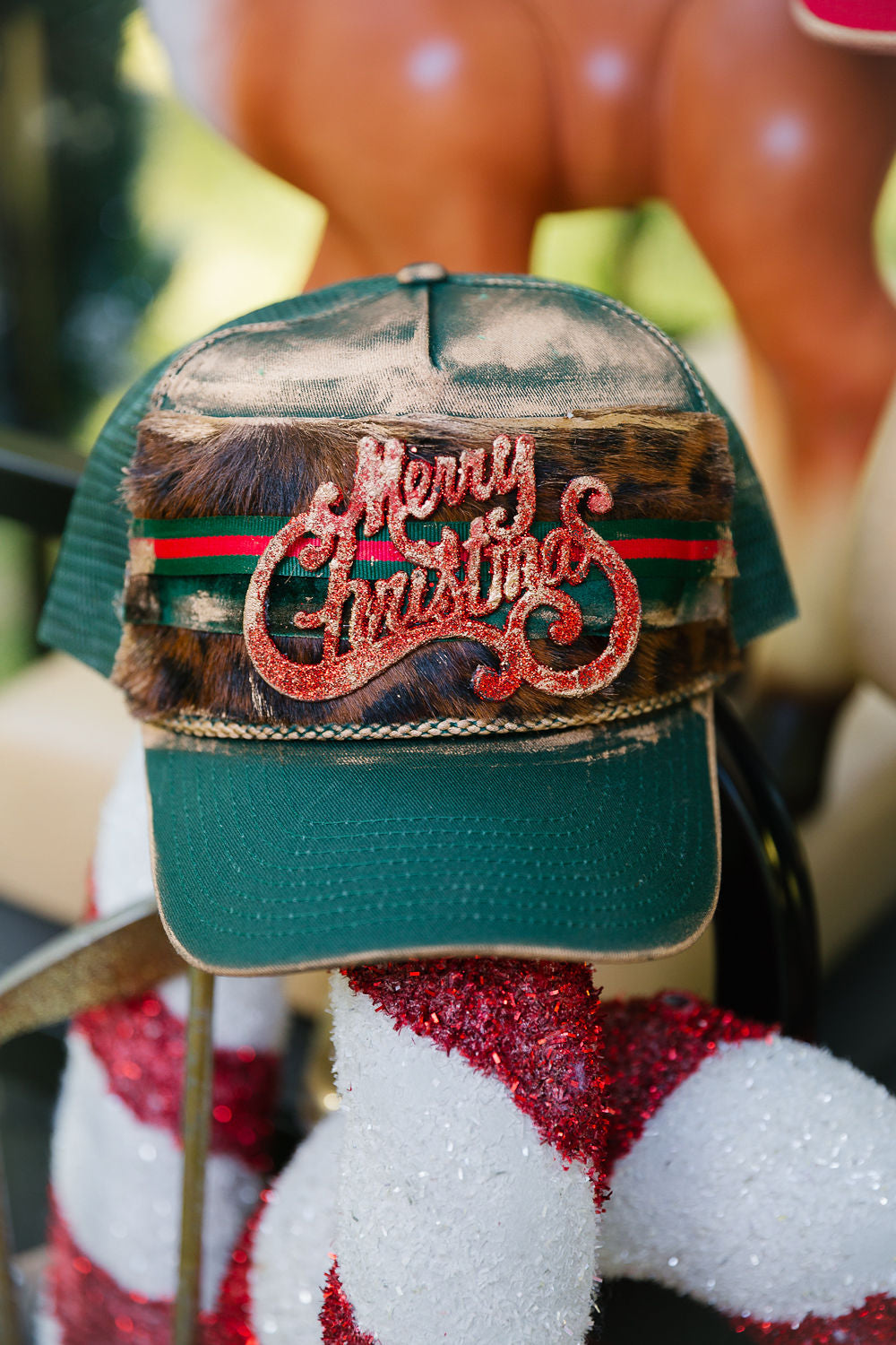 MERRY CHRISTMAS GREEN STRUCTURED HAT TRUCKER HAT Judith March