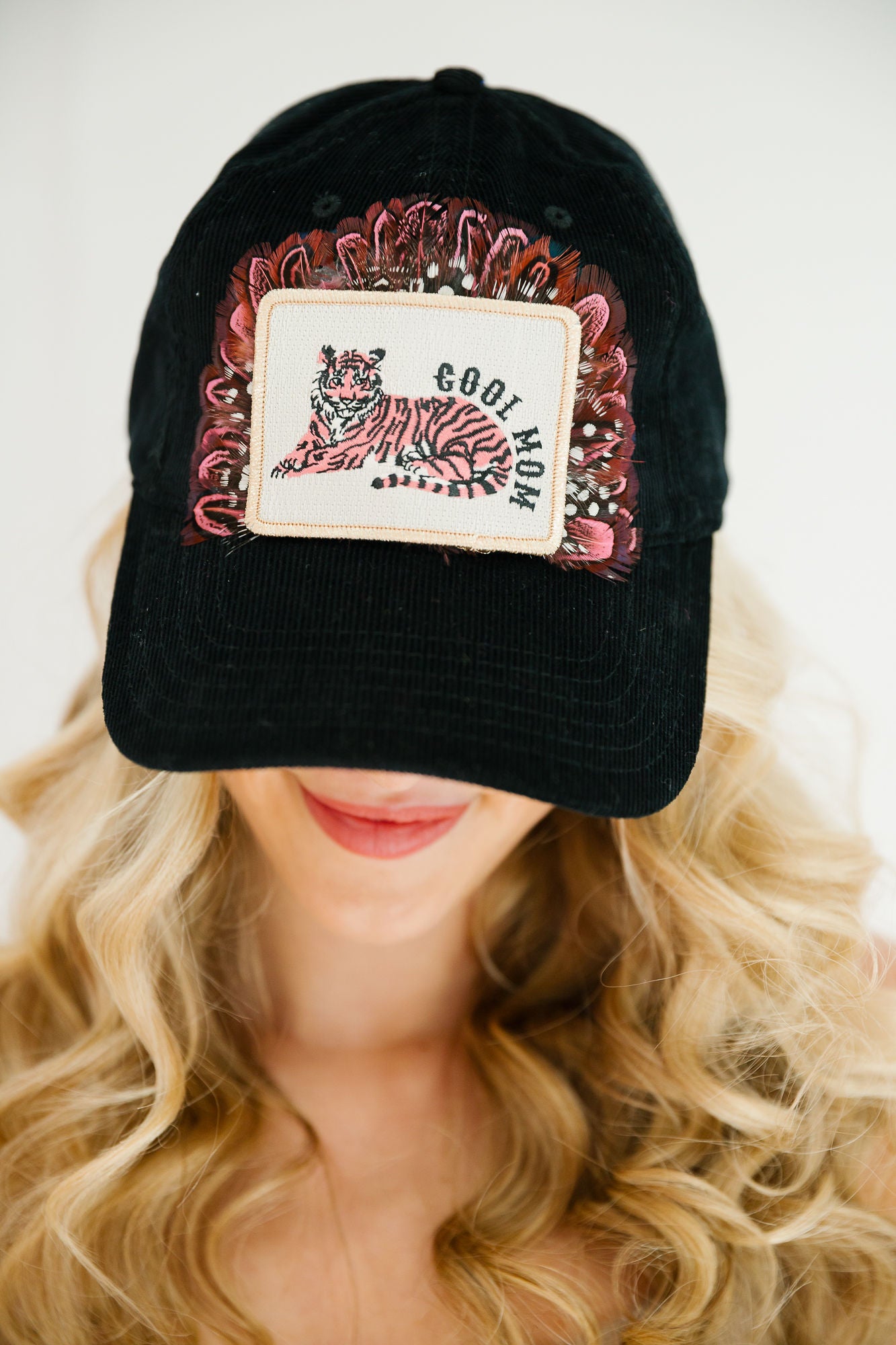COOL MOM TIGER CORDUROY HAT TRUCKER HAT Judith March