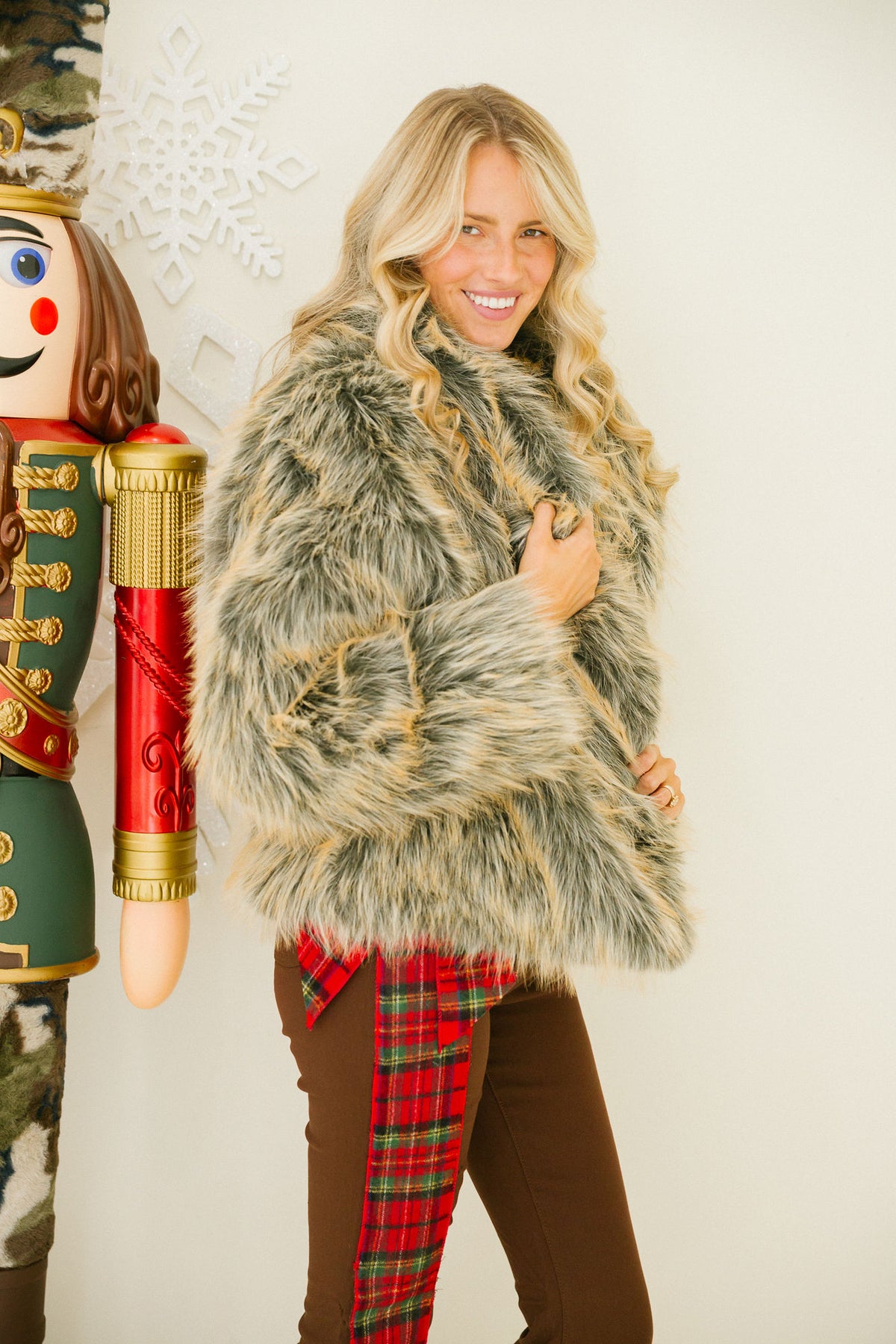 CABIN COZY FUR JACKET JACKET Judith March