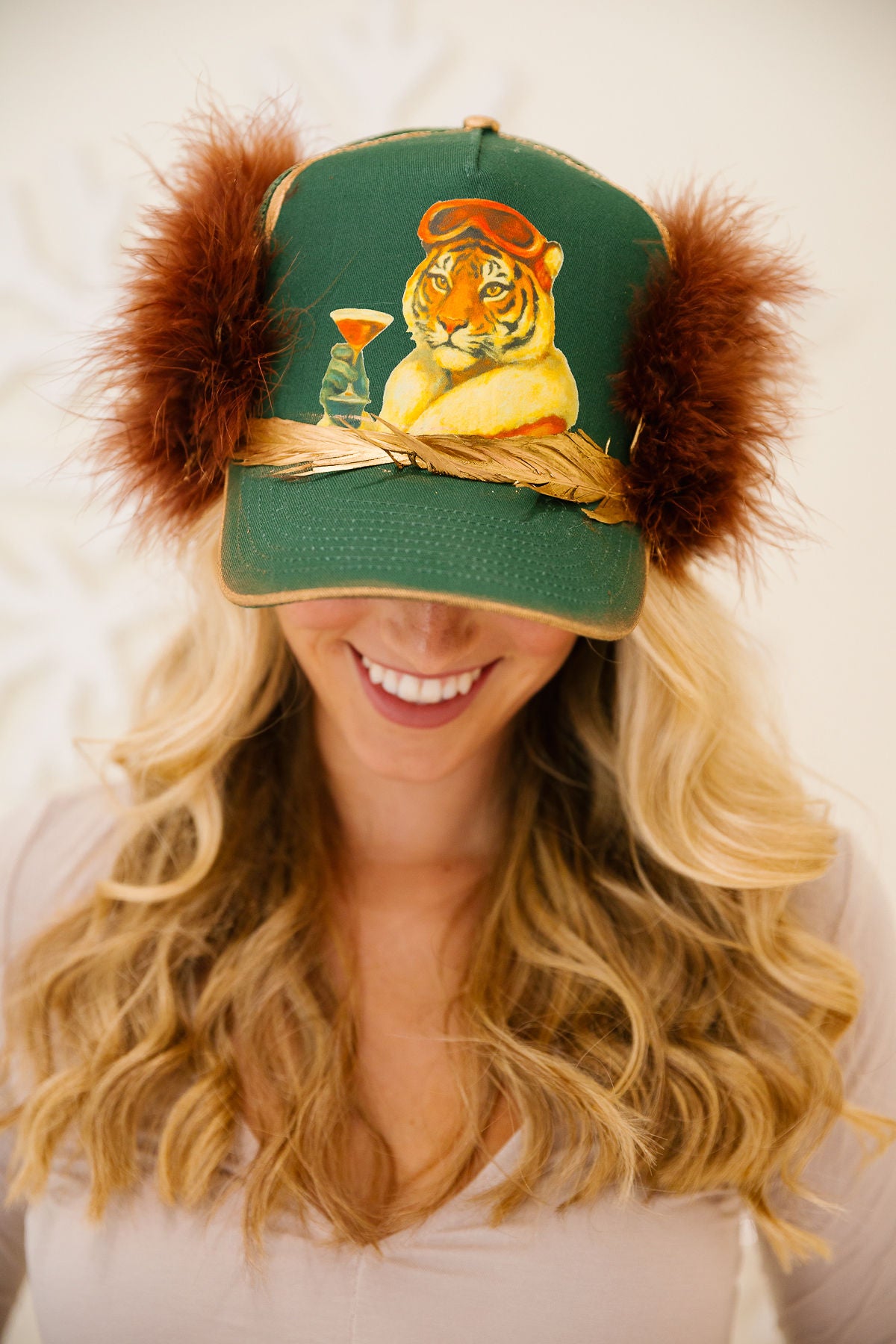 APRÈS TIGER GREEN STRUCTURED FUR TRUCKER HAT