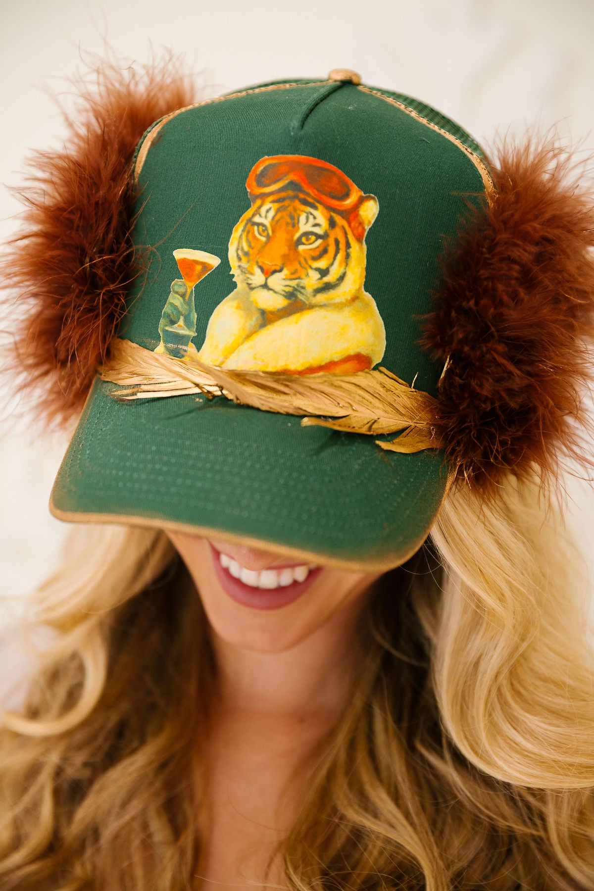 APRÈS TIGER GREEN STRUCTURED FUR TRUCKER HAT