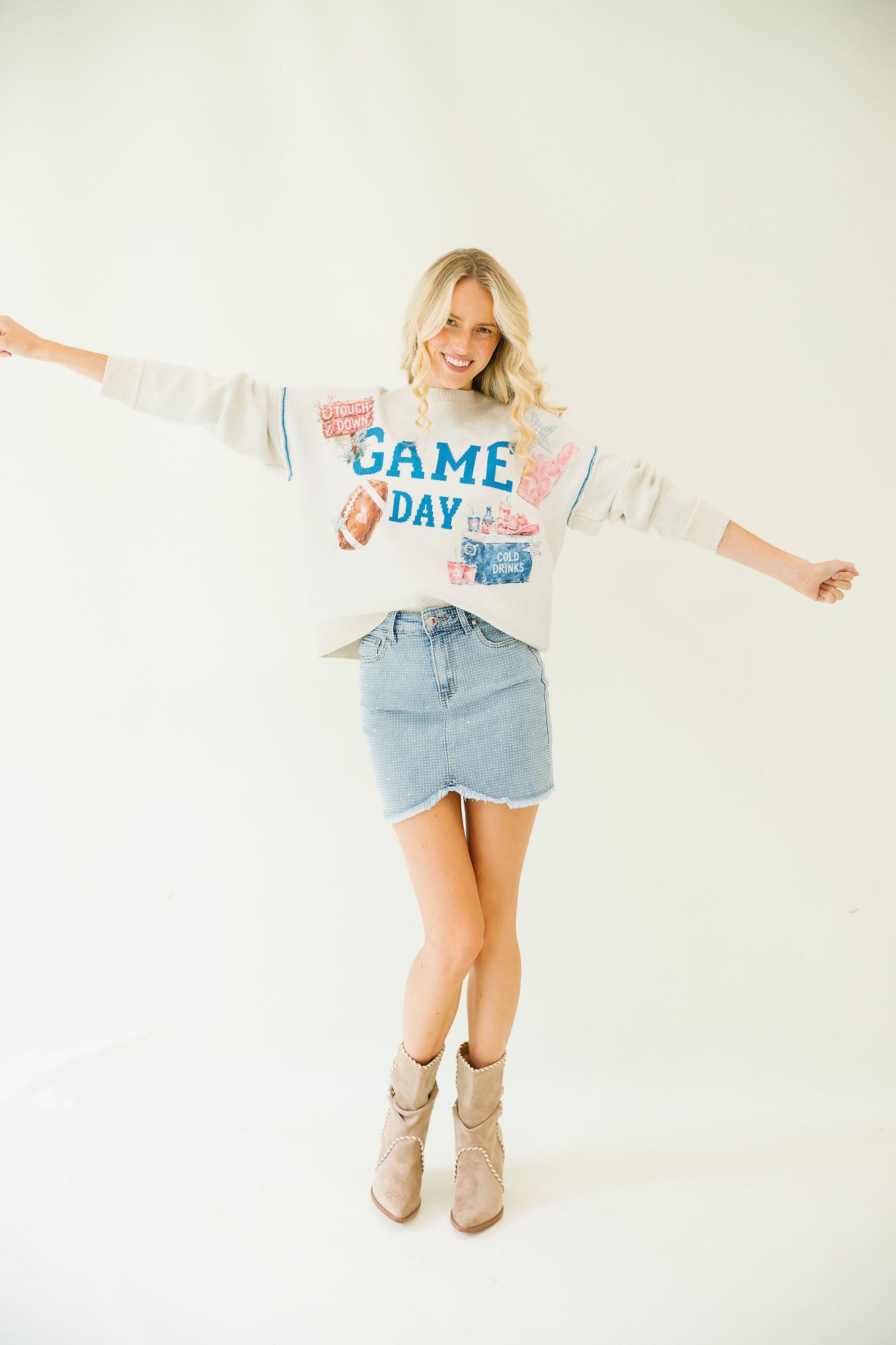 TOUCHDOWN TRADITIONS SWEATER SWEATER Judith March
