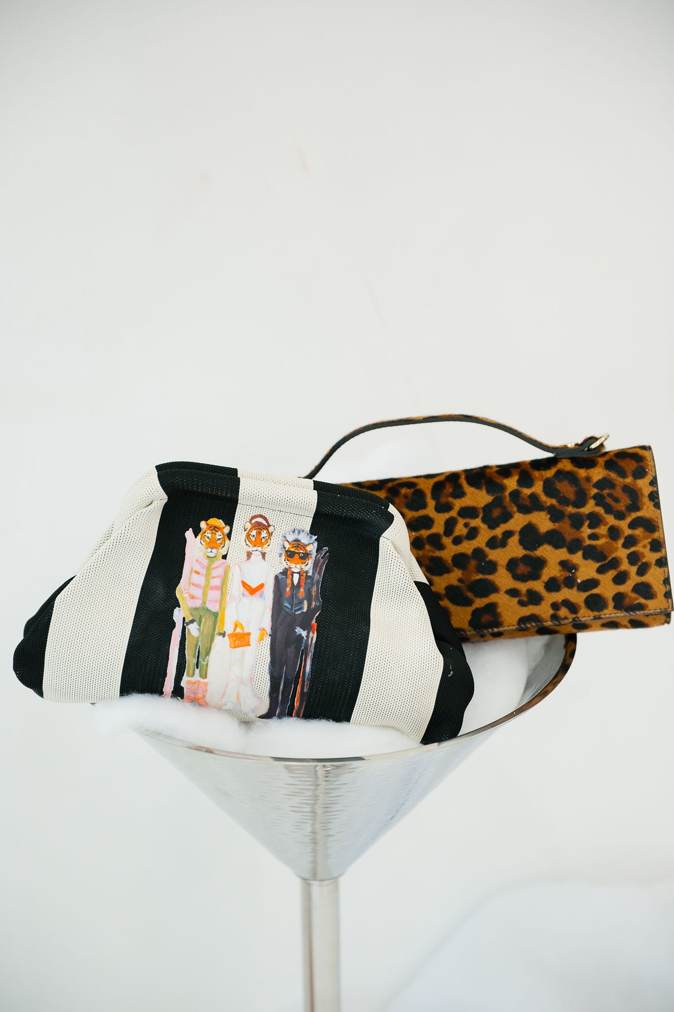 WILD SIDE LEOPARD HANDBAG Clutch Judith March