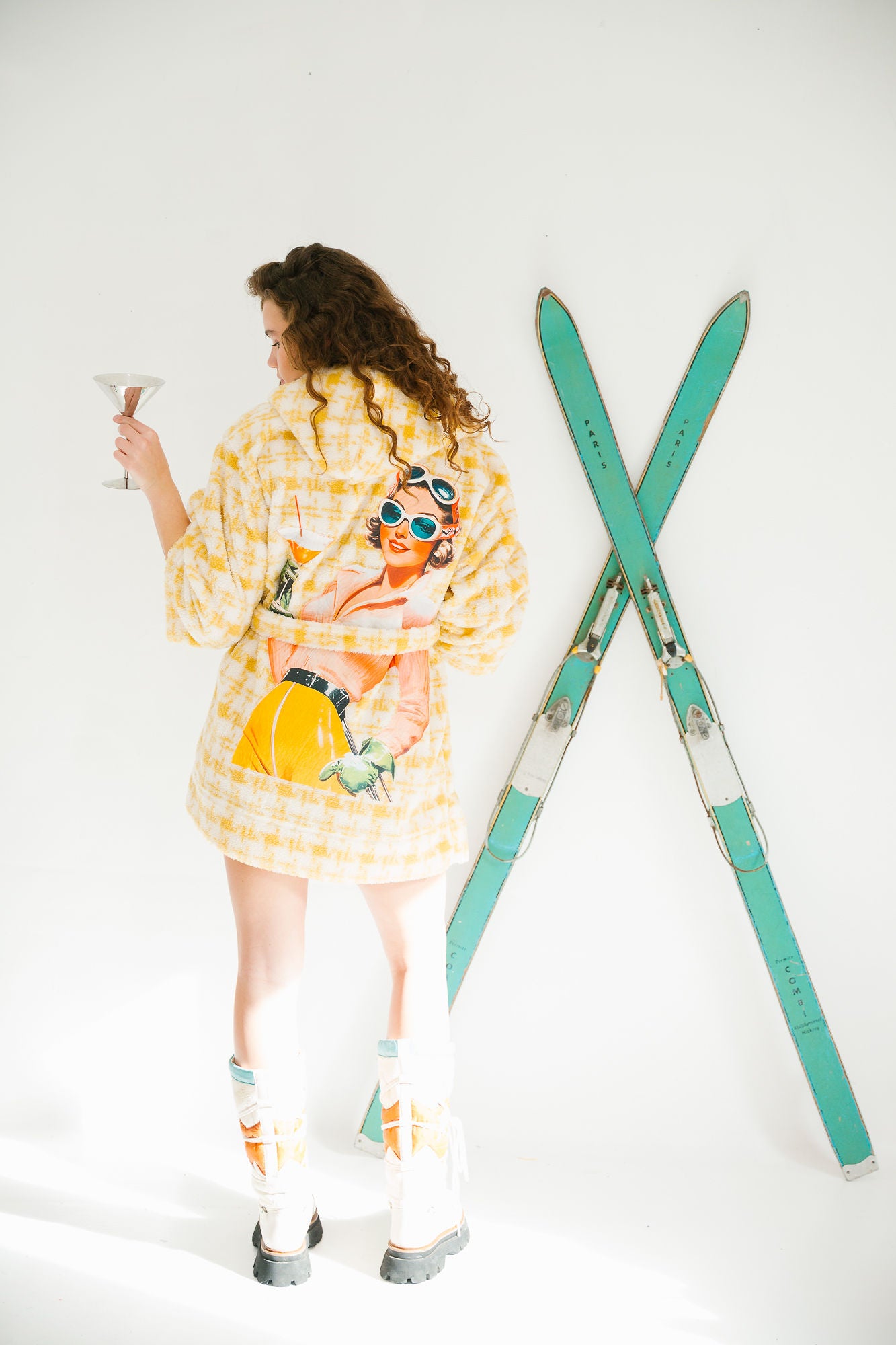 SLOPESIDE SPRITZ ROBE SET SET Judith March