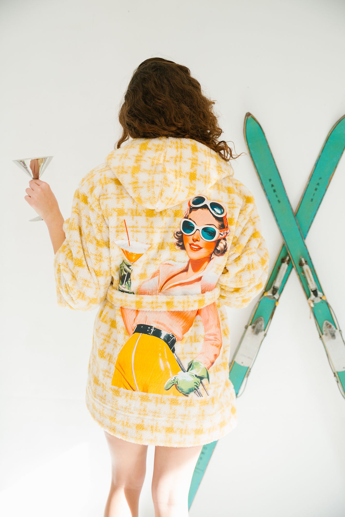 SLOPESIDE SPRITZ ROBE SET SET Judith March