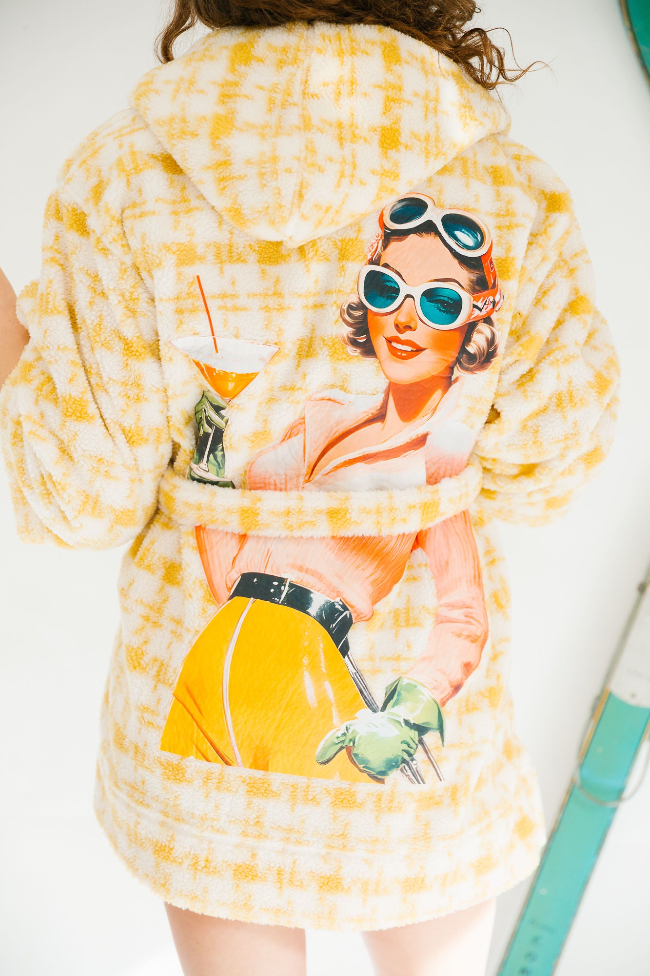 SLOPESIDE SPRITZ ROBE SET SET Judith March