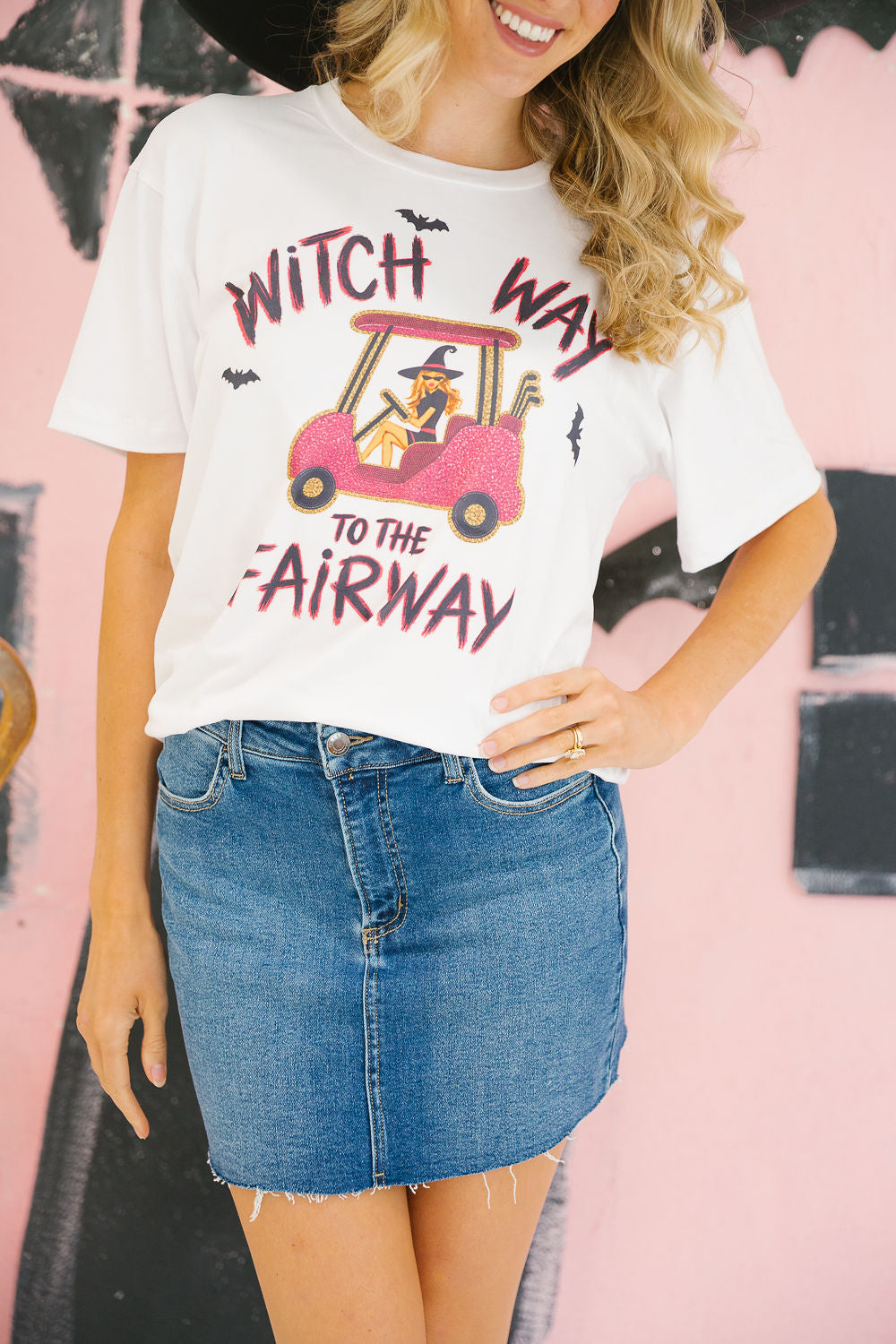 WITCH WAY TO THE FAIRWAY TEE/TANK TEE Judith March