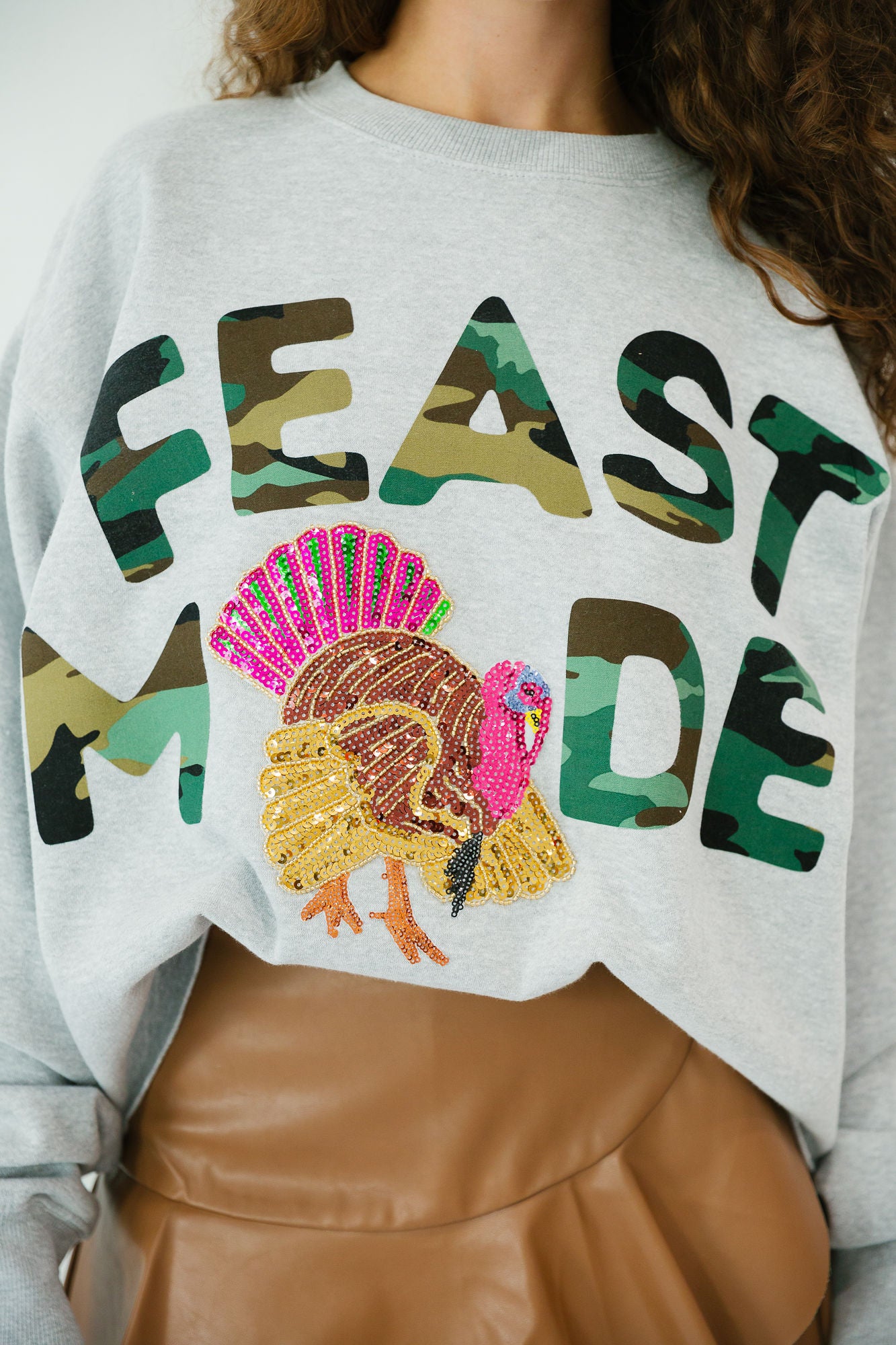 FEAST MODE GREY PULLOVER PULLOVER Judith March
