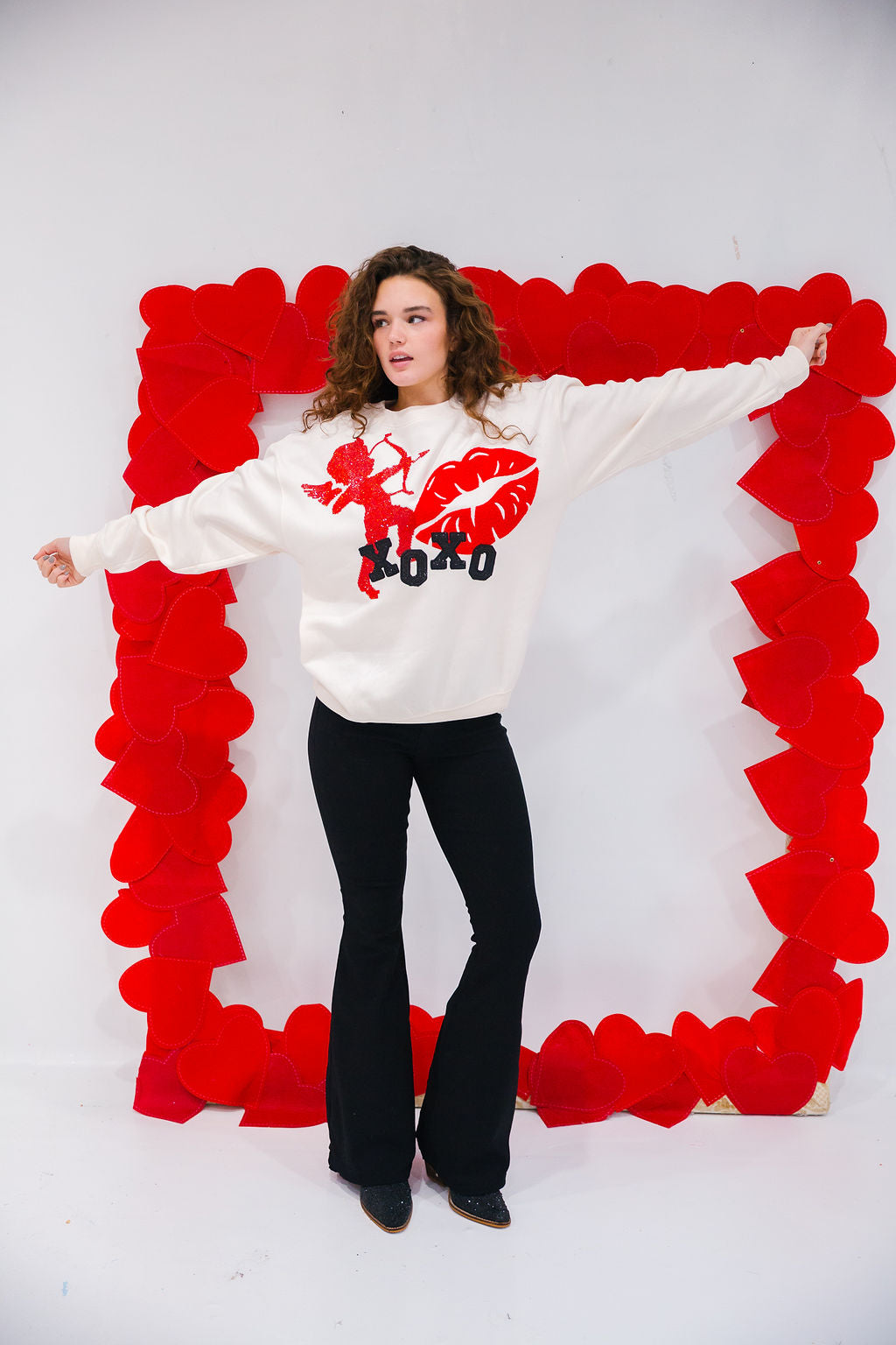 XOXO CUPID CREAM PULLOVER