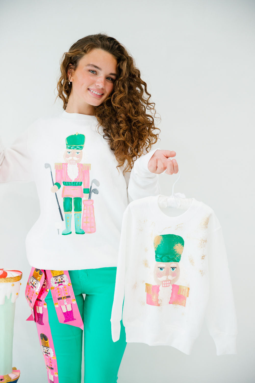 BALLET AND BIRDIES HAND PAINTED WHITE PULLOVER PULLOVER Judith March