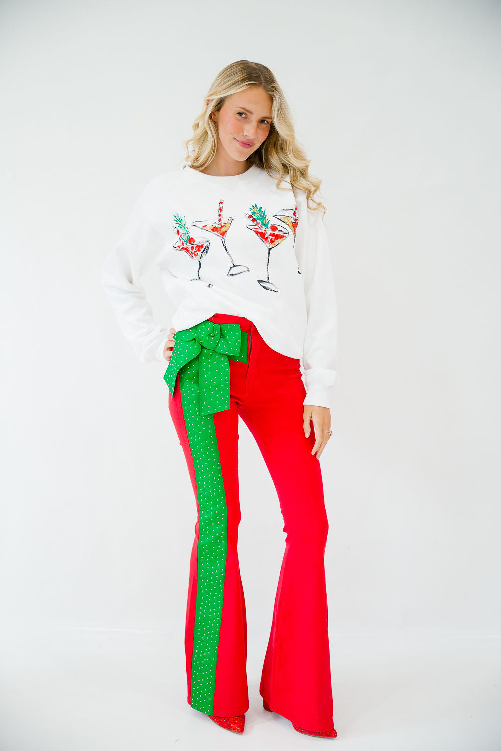 CHRISTMAS COSMOS HAND PAINTED WHITE PULLOVER PULLOVER Judith March