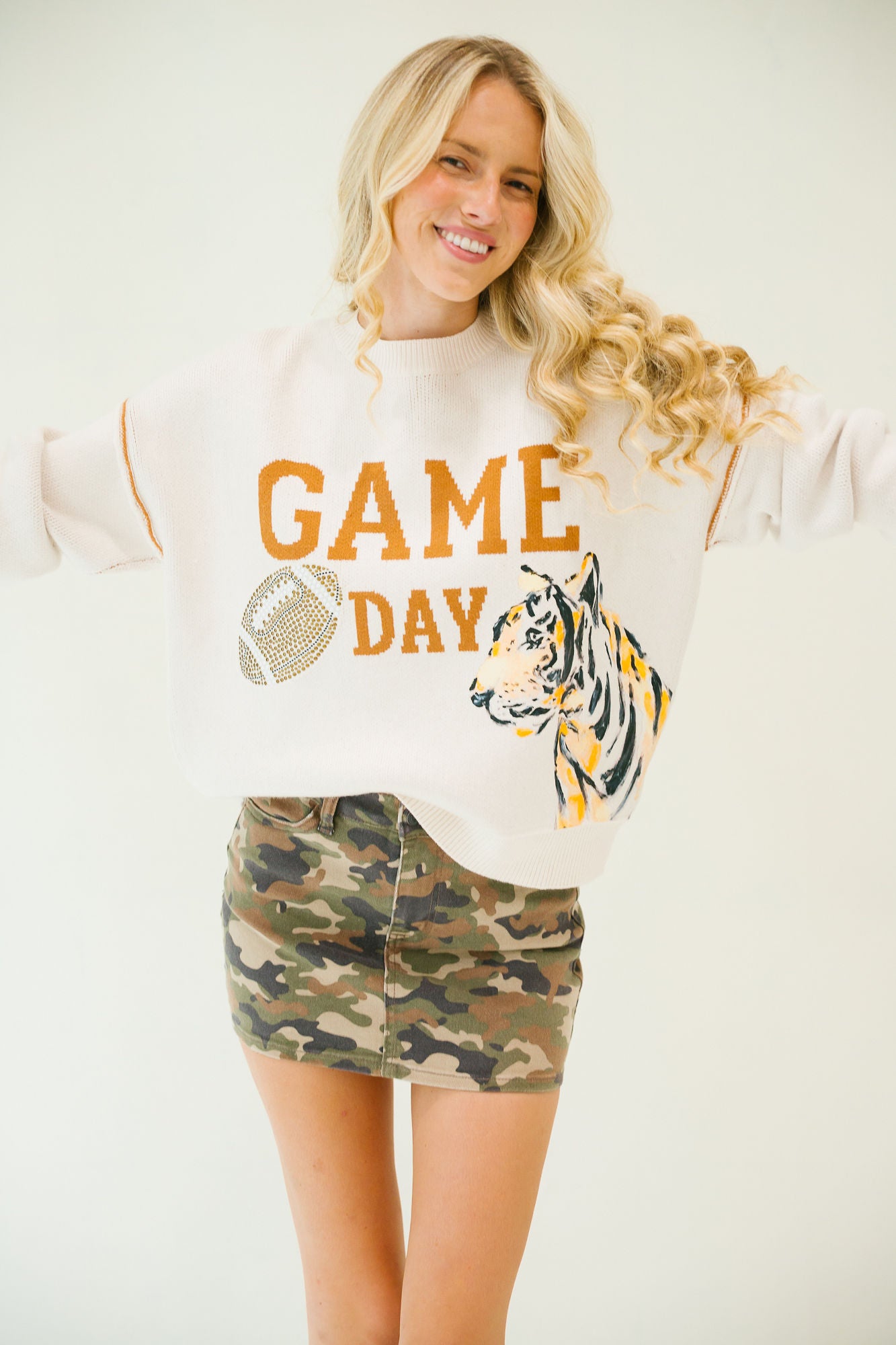 GAME DAY TIGER SWEATER SWEATER Judith March