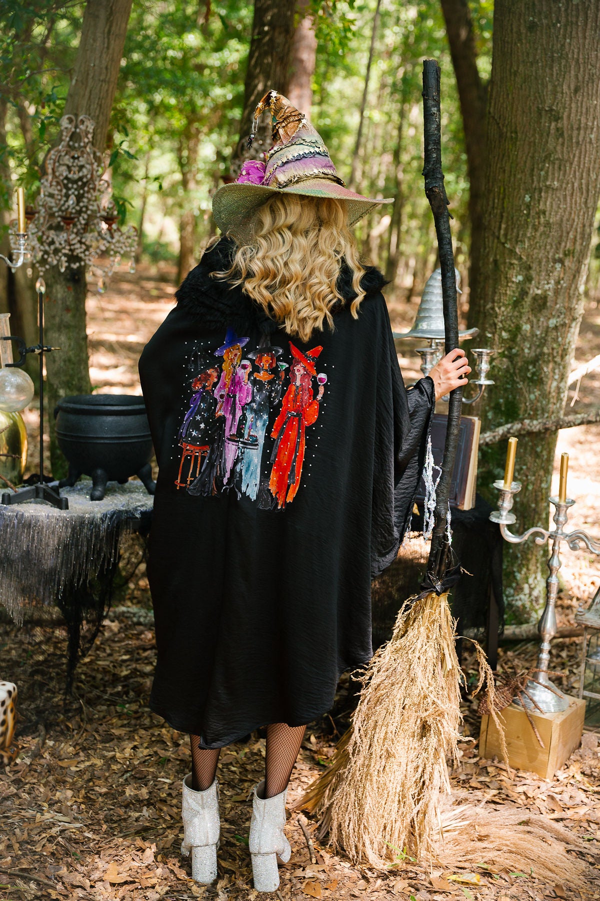WITCH'S NIGHT OUT BLACK CAPE - ONE SIZE