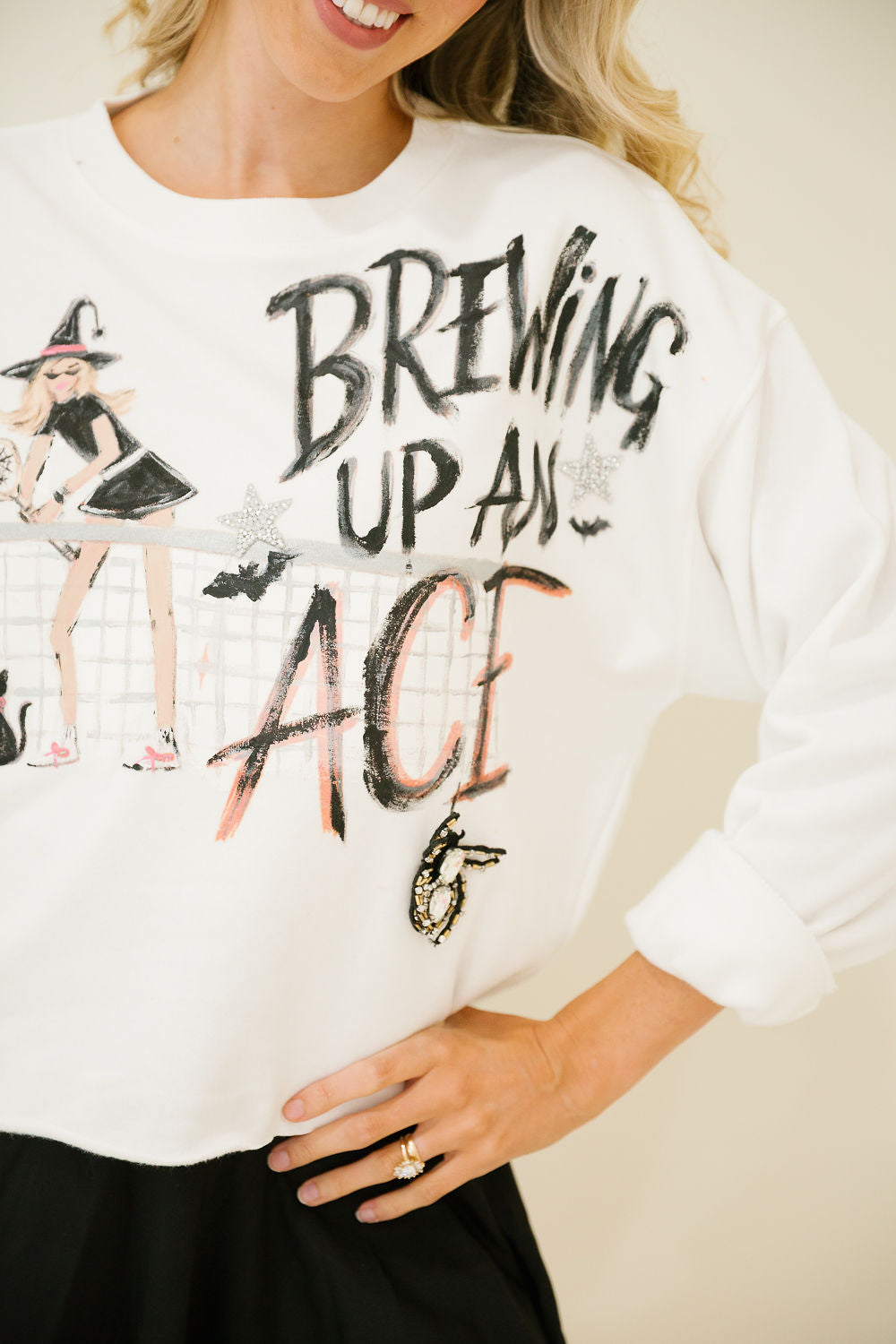 BREWING UP AN ACE WHITE PULLOVER PULLOVER Judith March