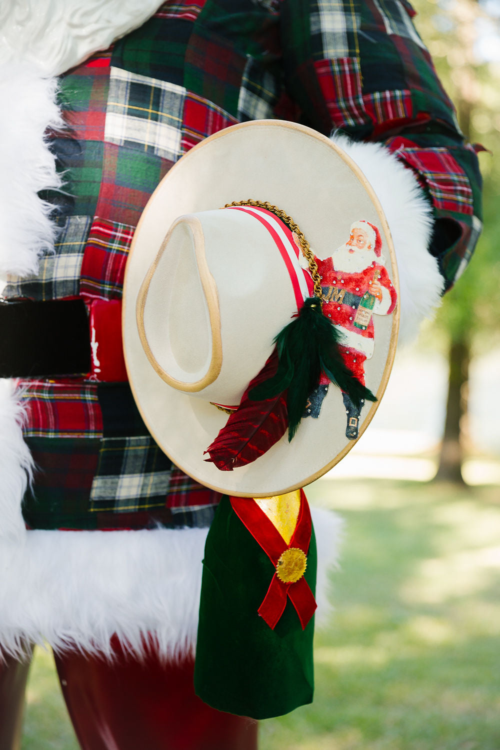 MAKING SPIRITS BRIGHT CREAM RANCHER HAT RANCHER HAT Judith March