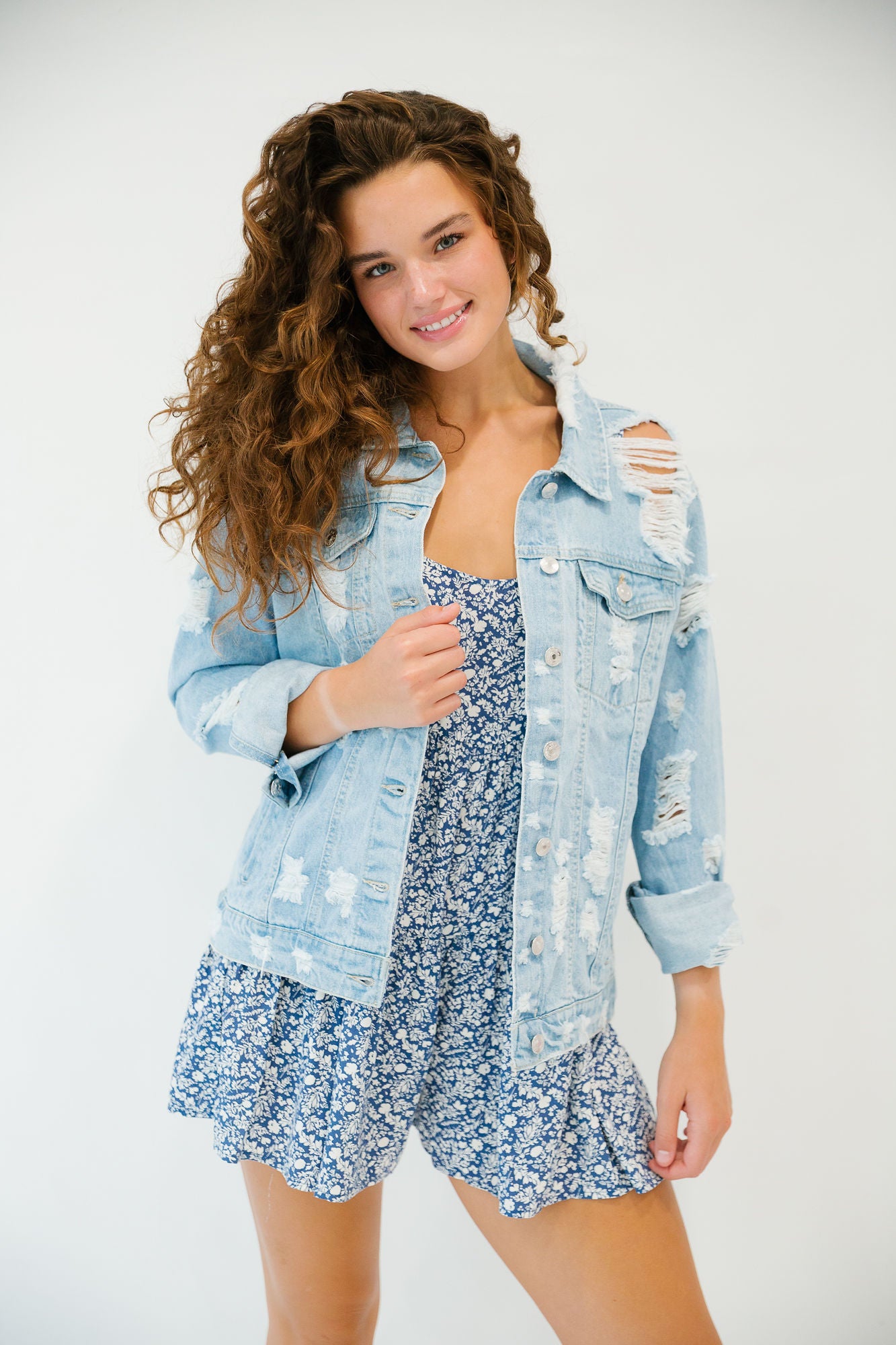 FEAST MODE DISTRESSED DENIM JACKET JACKET Judith March