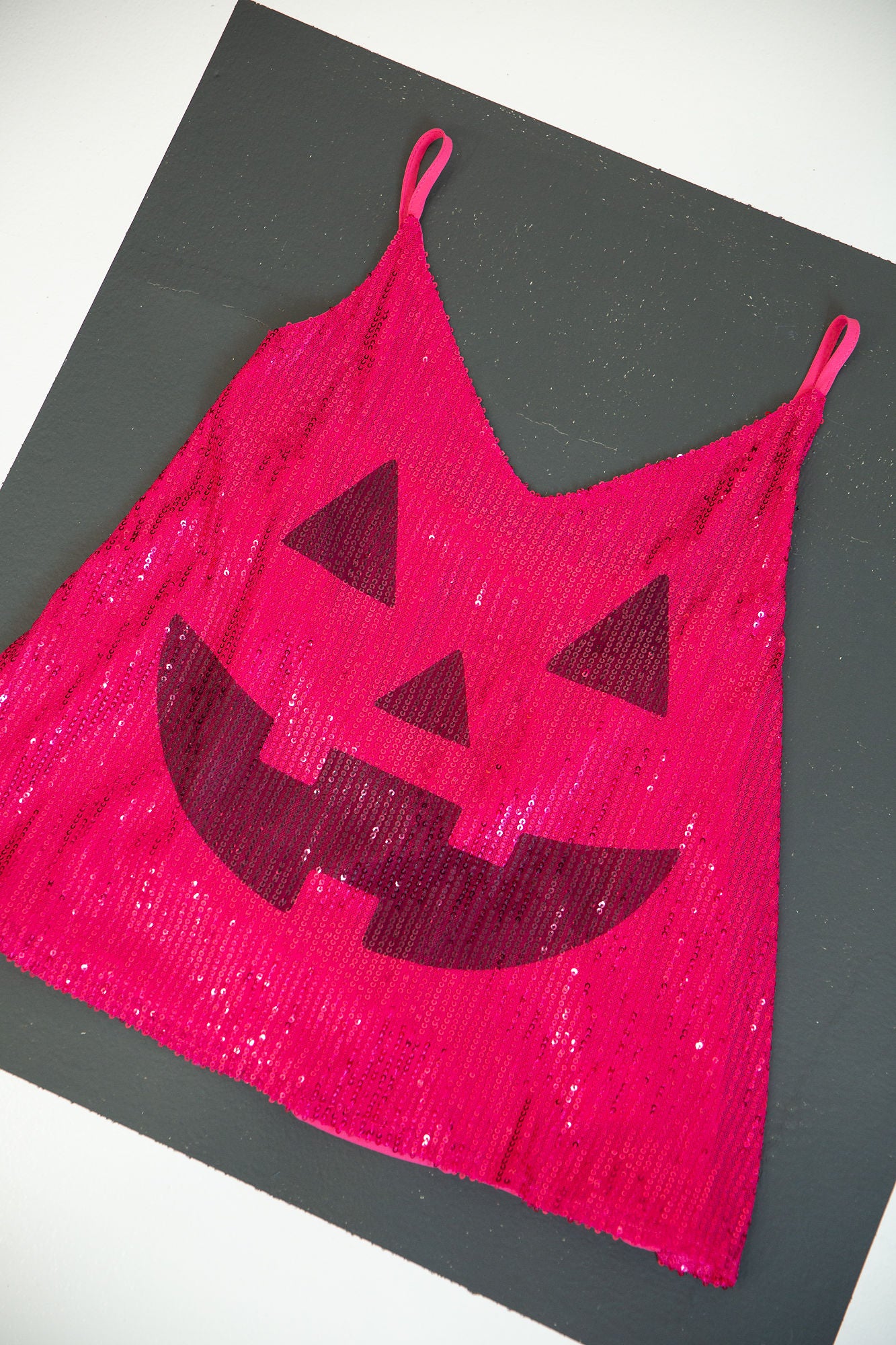 JACK O' LANTERN PINK SEQUIN TANK TANK Judith March
