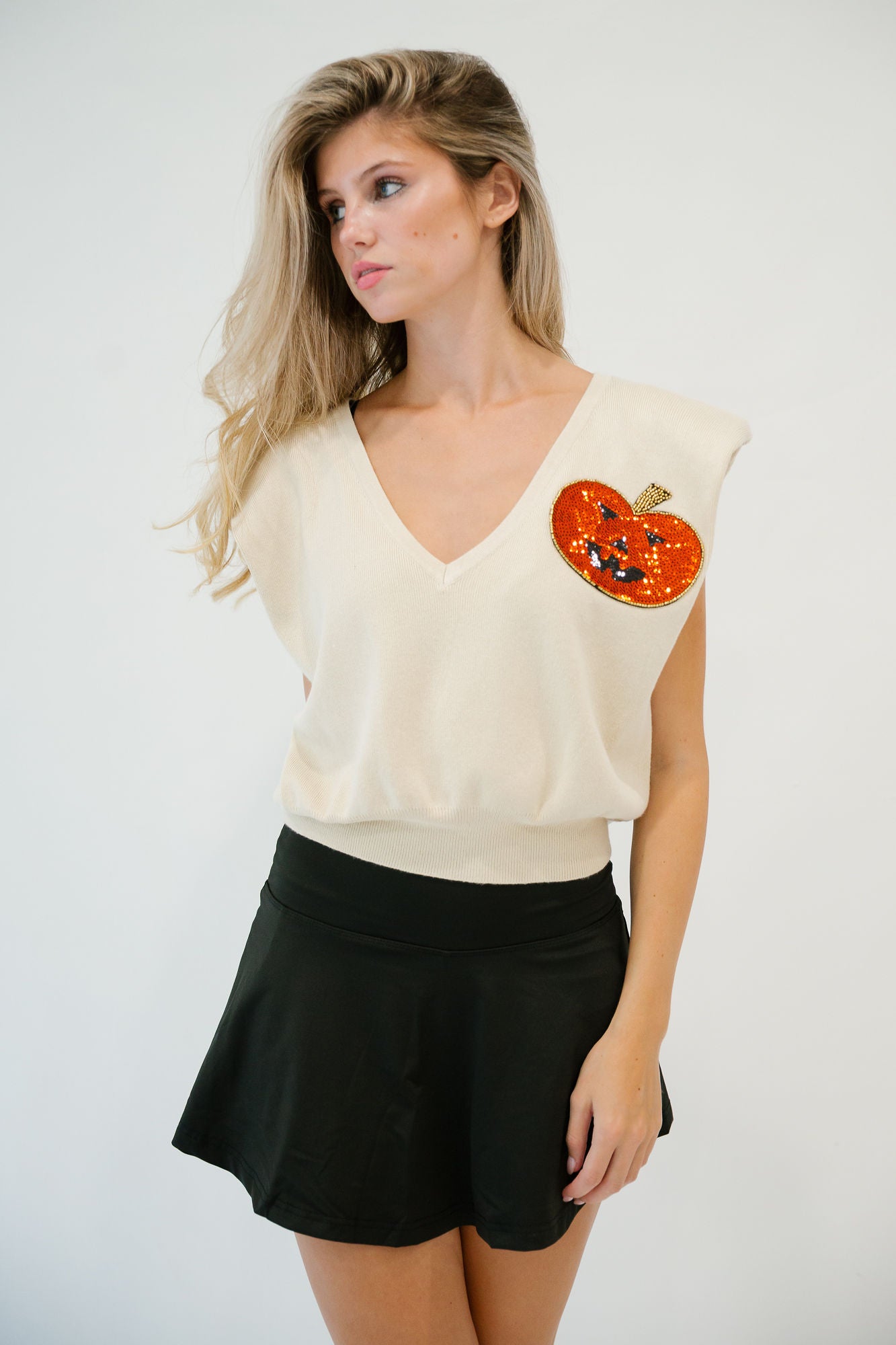 PUMPKIN PATCH SLEEVELESS SWEATER SWEATER Judith March