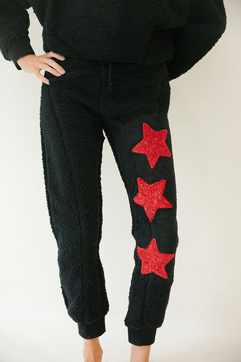 *BLACK SHERPA RED STAR JOGGERS - LARGE joggers Judith March