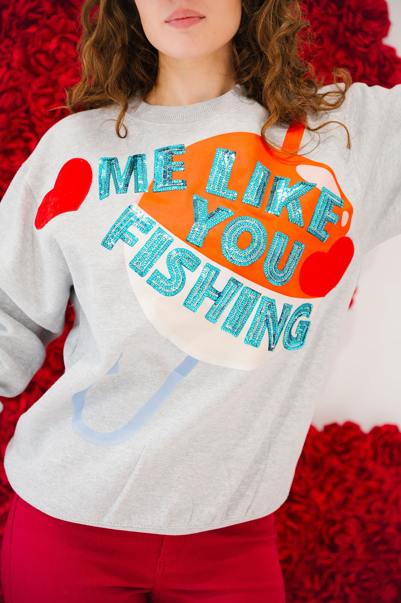 LOVE ME LIKE YOU LOVE FISHING GREY PULLOVER PULLOVER Judith March