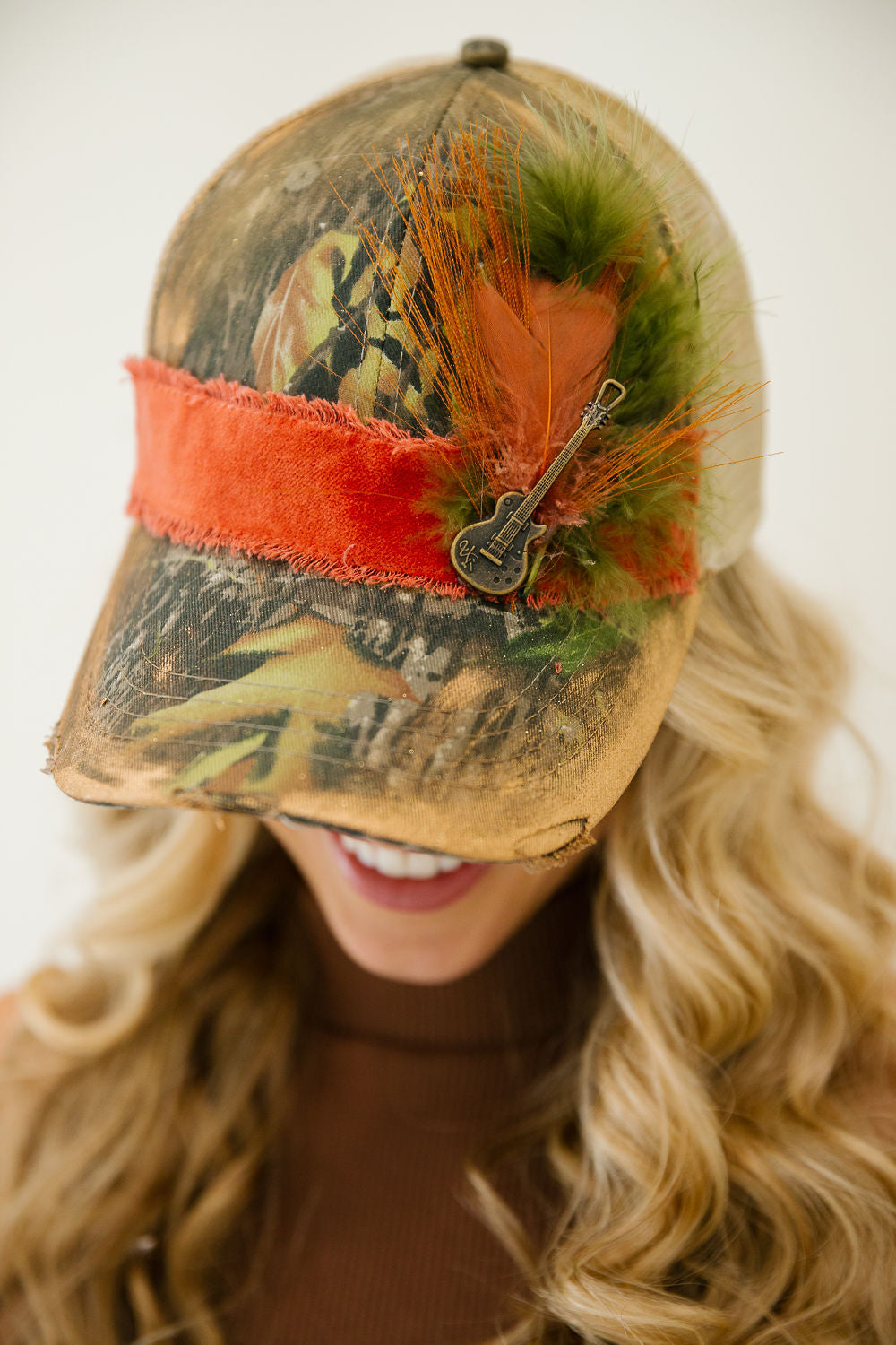 CAMO & CAMPFIRES TRUCKER HAT TRUCKER HAT Judith March