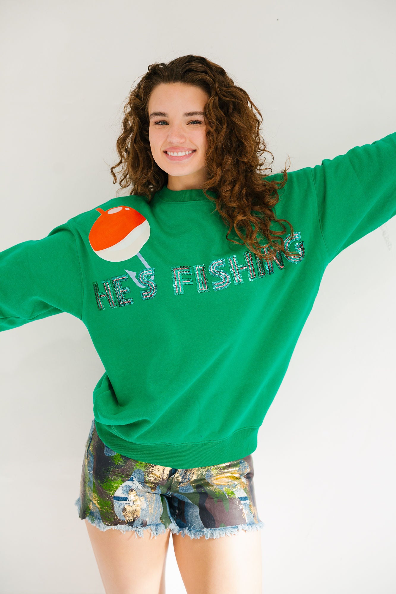 HE'S FISHING GREEN PULLOVER PULLOVER Judith March
