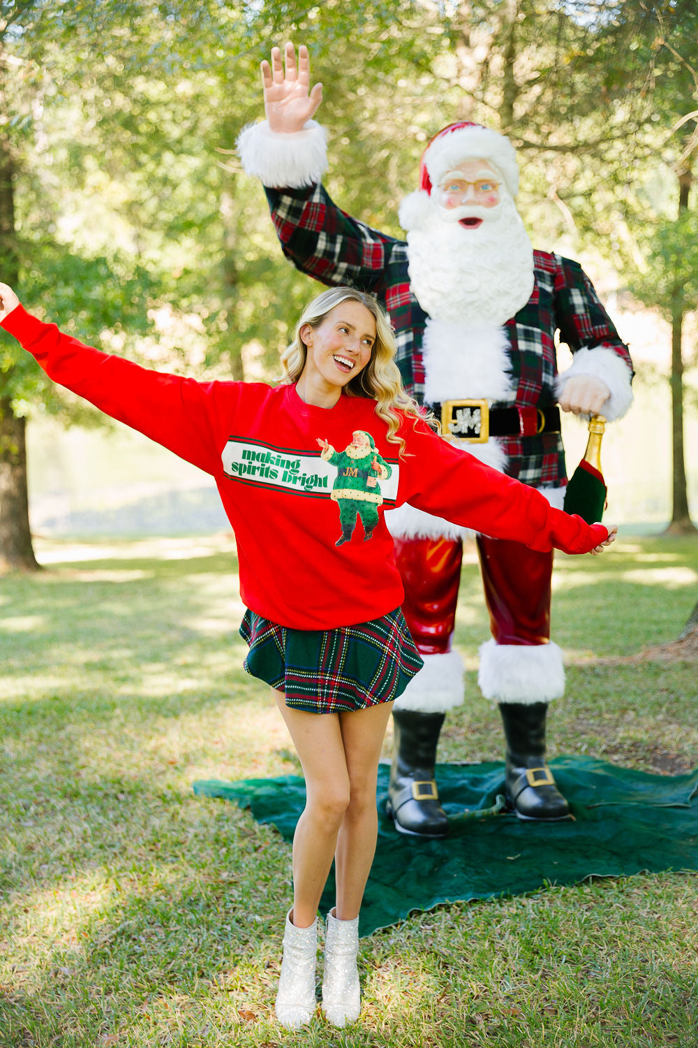 MAKING SPIRITS BRIGHT RED PULLOVER PULLOVER Judith March